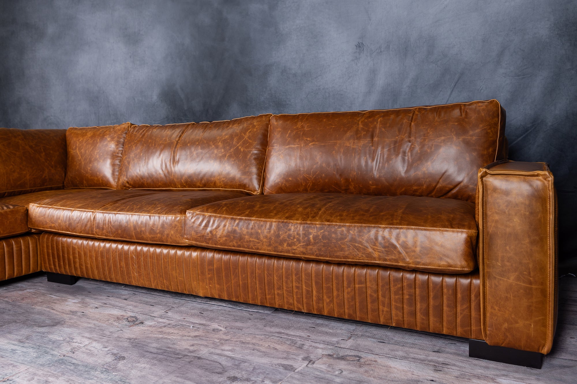 ROYAL ADMIRAL LEATHER SECTIONAL