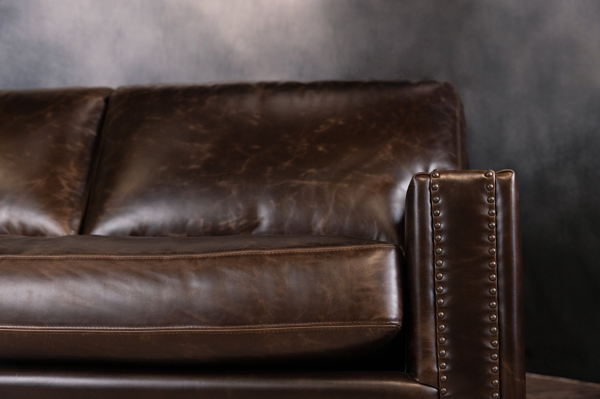 SIR CHARTWELL BENCH SEAT LEATHER SOFA