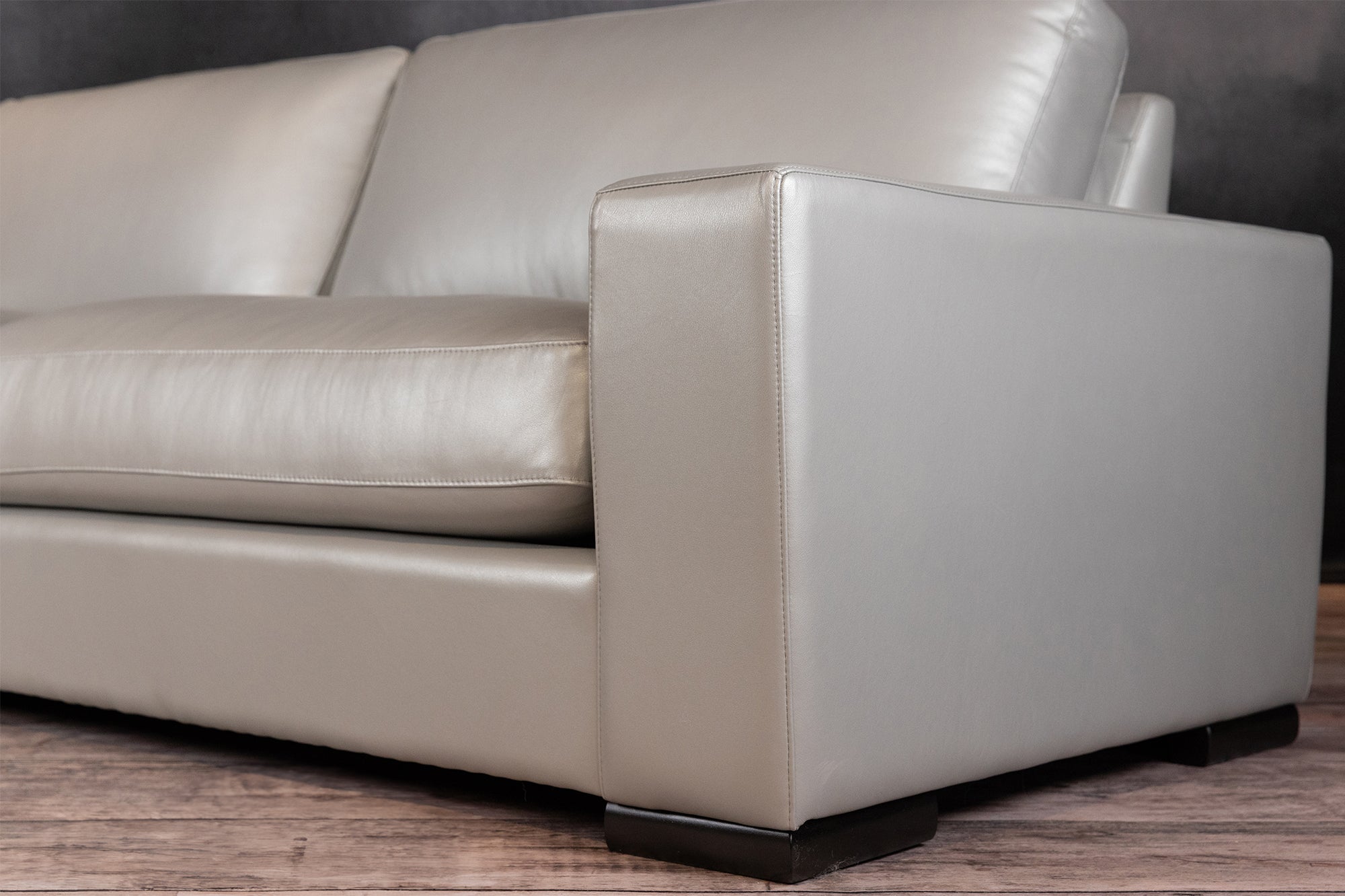 STOCKHOLM LEATHER SOFA