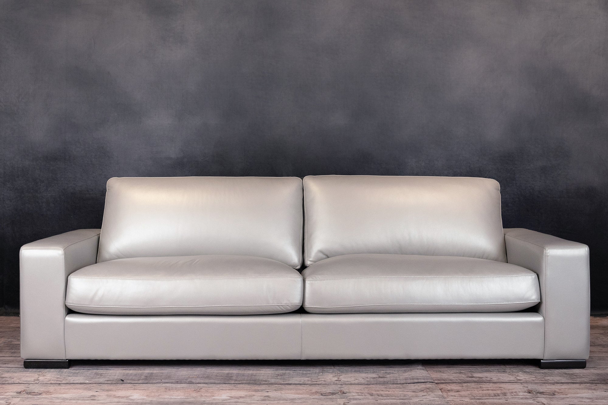 STOCKHOLM LEATHER SOFA