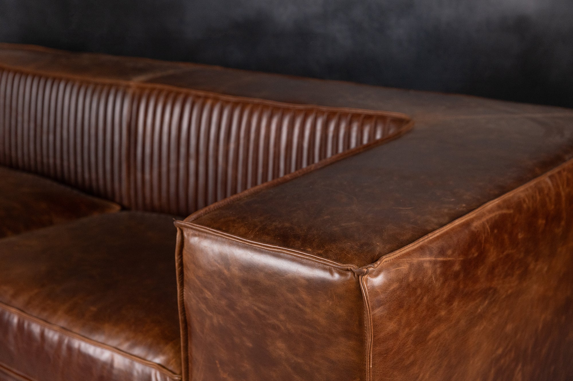 LEATHER SOFA 