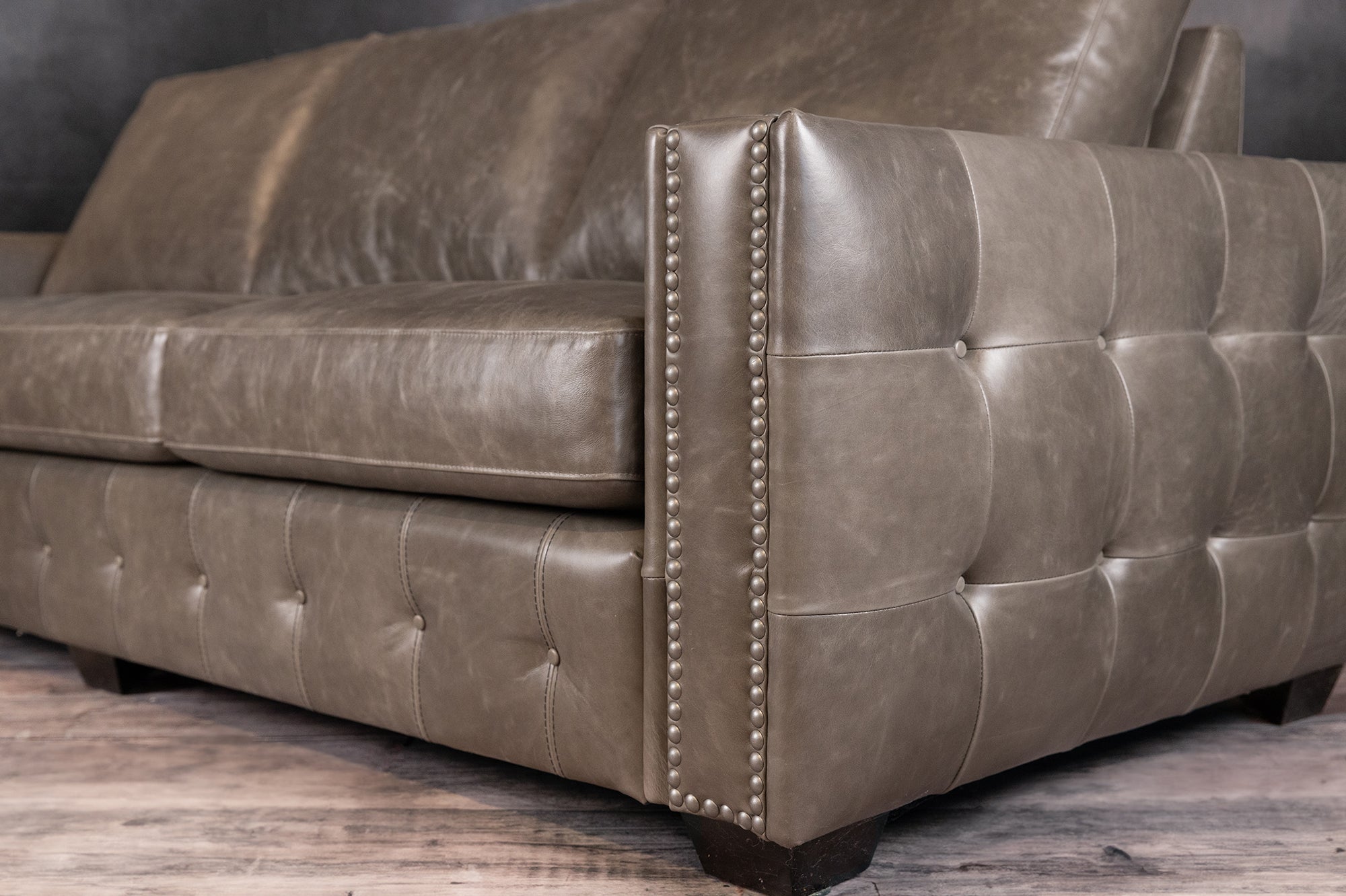 WELLINGTON LEATHER SOFA