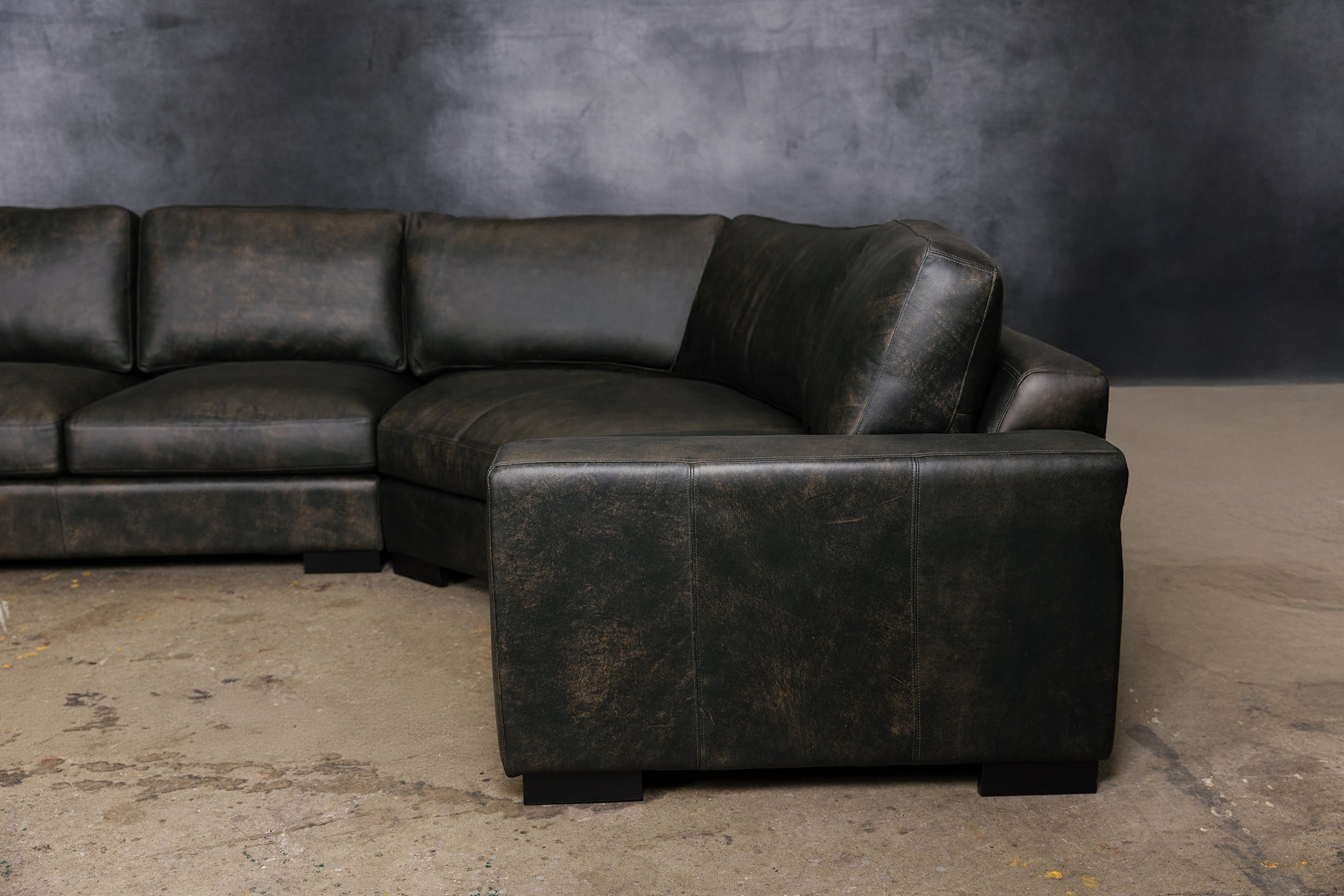 MESA DEEP PIE CORNER SECTIONAL