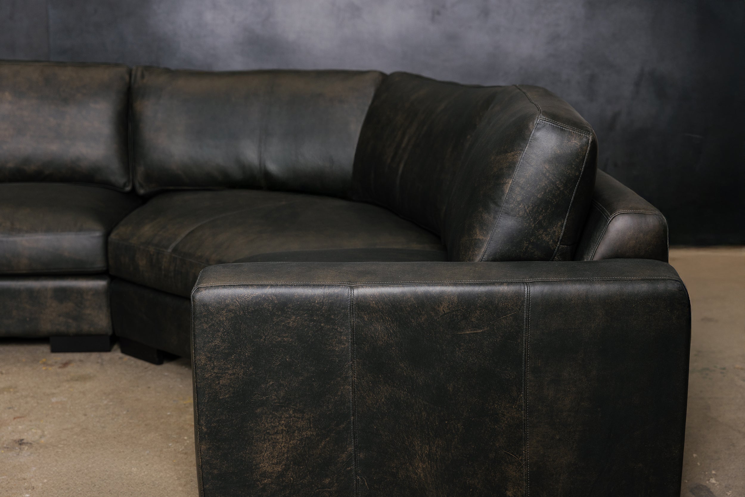 MESA DEEP PIE CORNER SECTIONAL