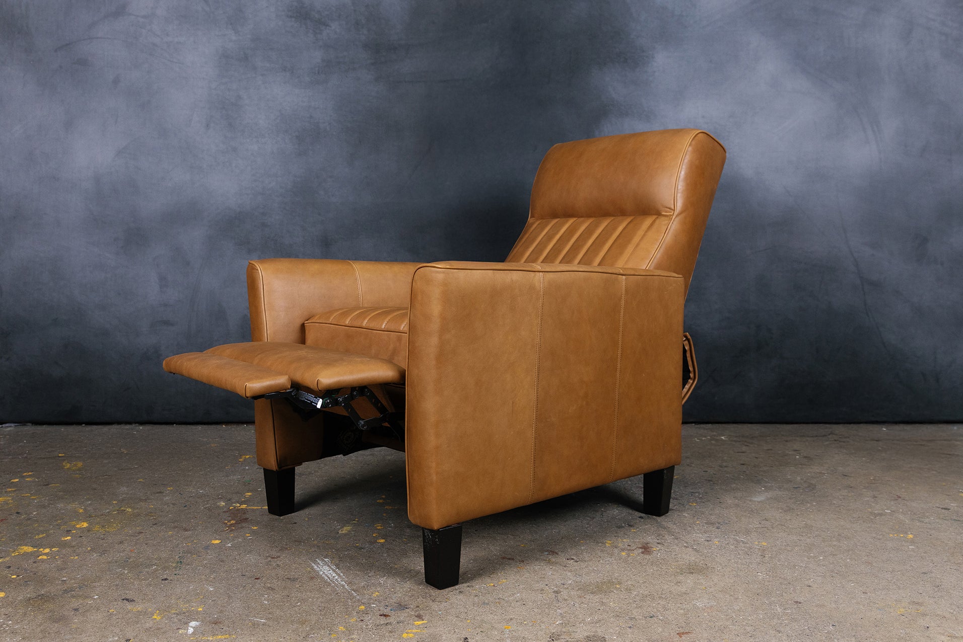 FAUTEUIL INCLINABLE JAMISON À OREILLES