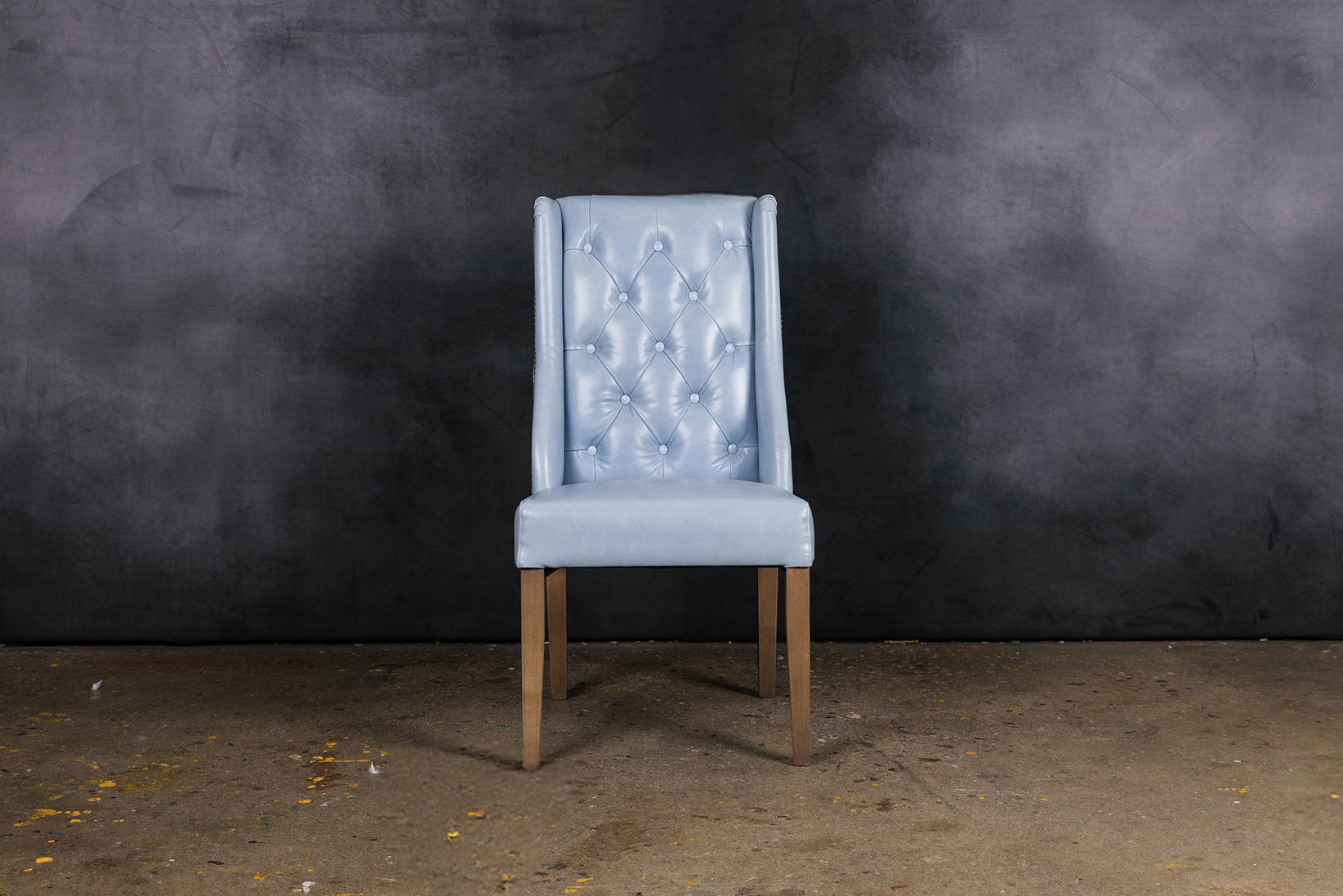 The Élodie Button-Back Dining Chair