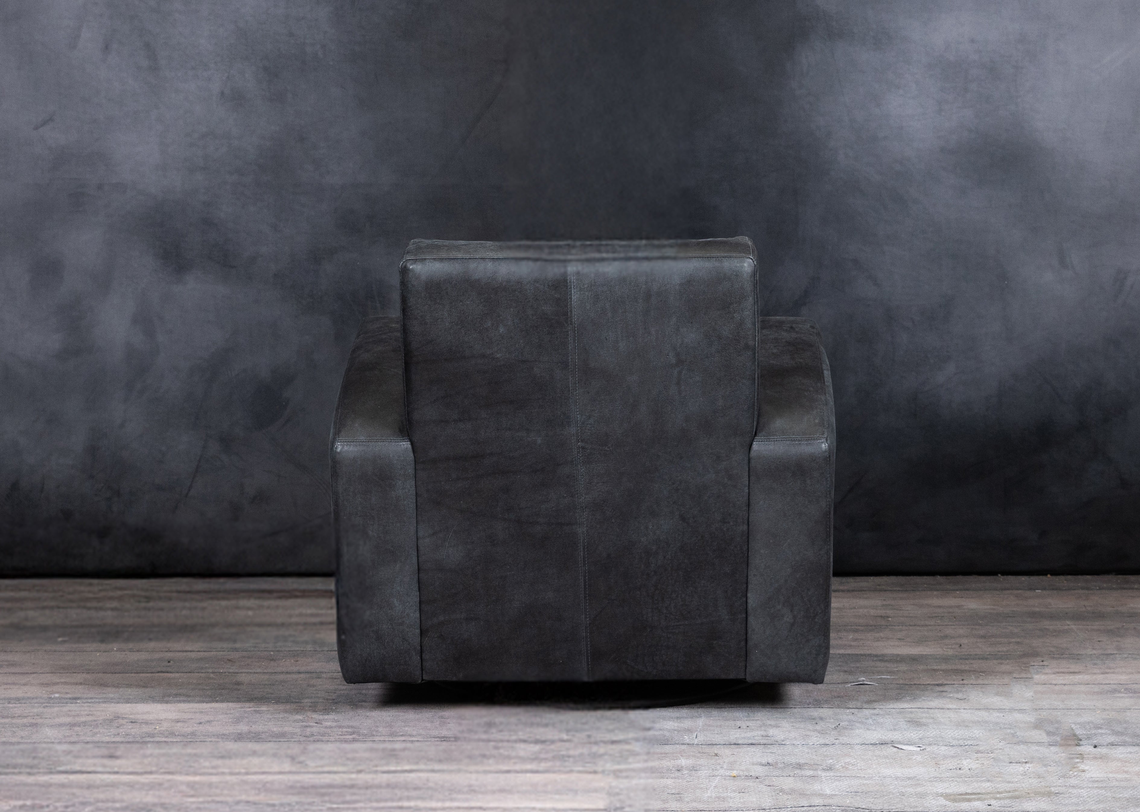 REBEL CHAIR