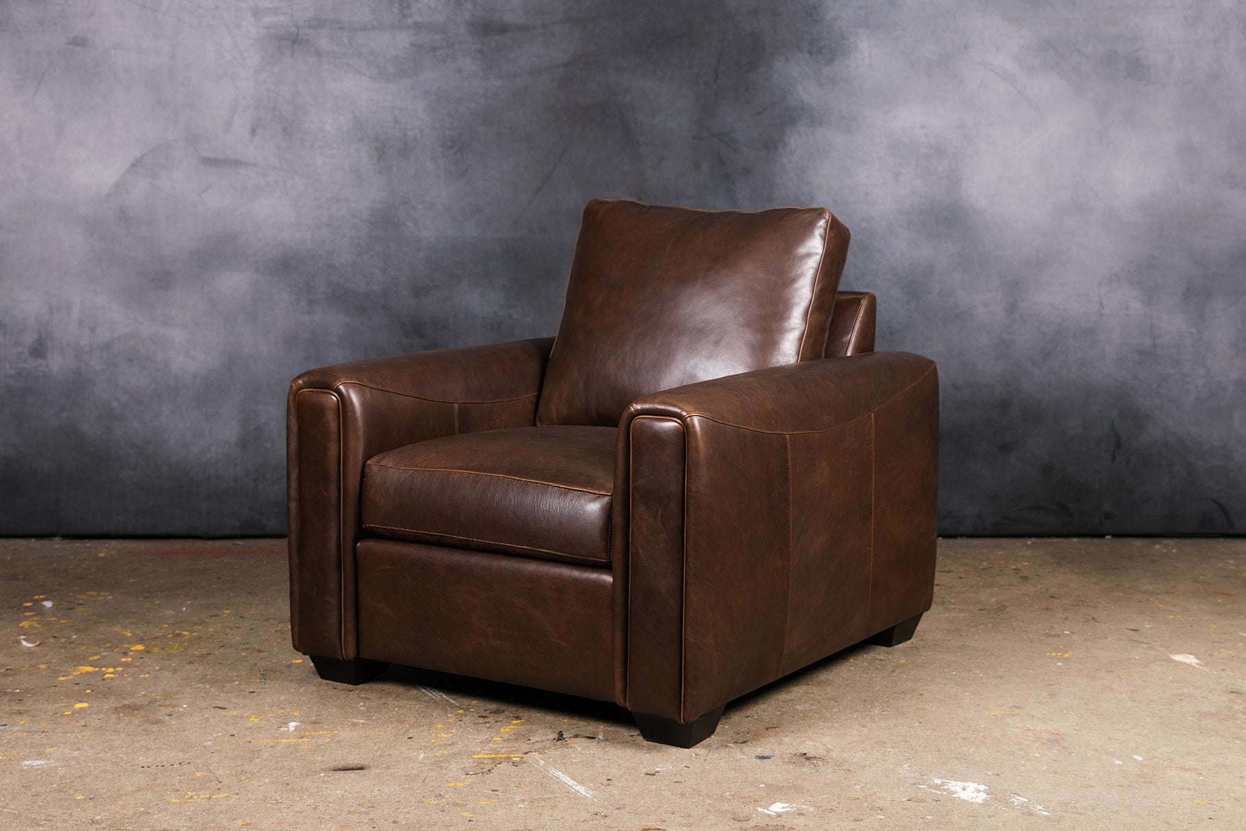 IOWA LEATHER CHAIR