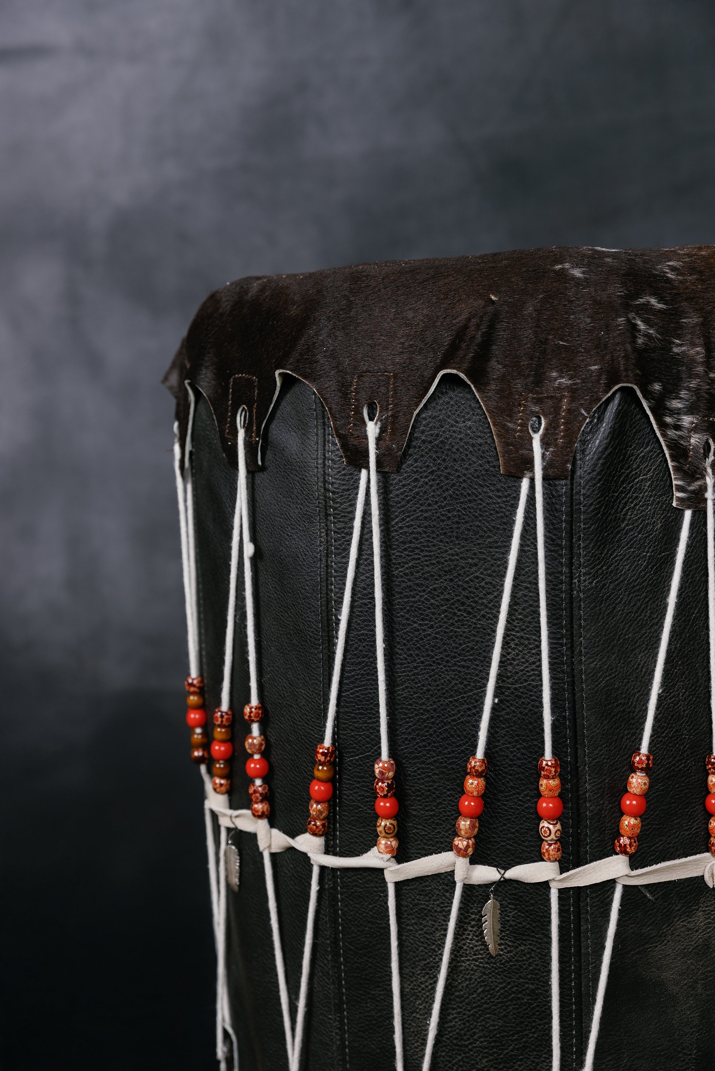 NATIVE LEATHER END TABLE OTTOMAN BLACK