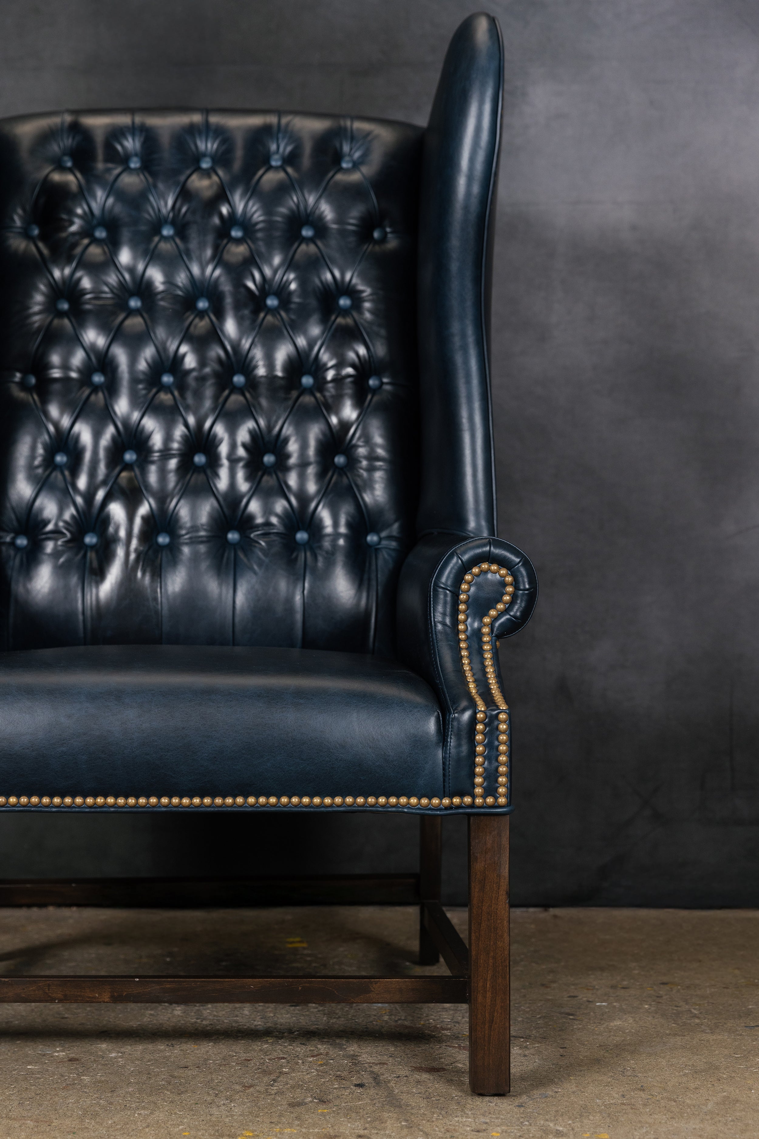 LE FAUTEUIL MONT ROYALE