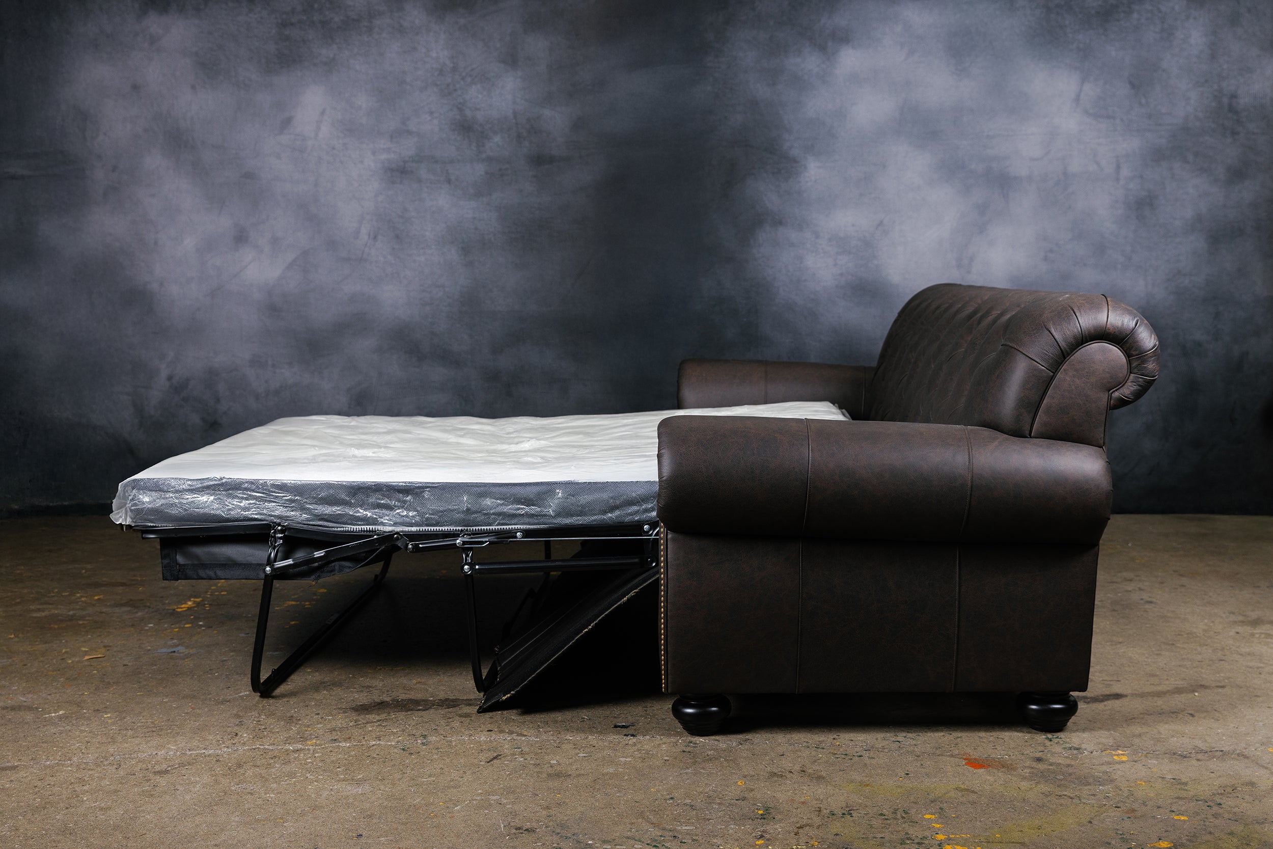 CANAPÉ-LIT WESTMINSTER EN CUIR QUEEN 