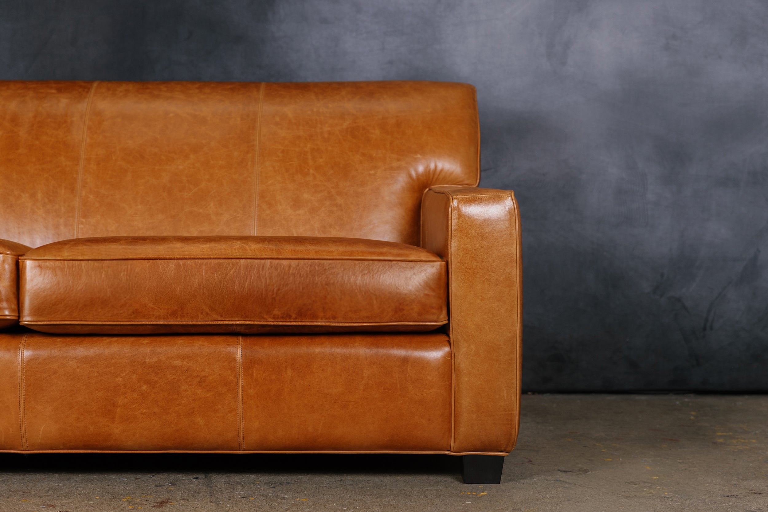 CANAPÉ EN CUIR URBAIN