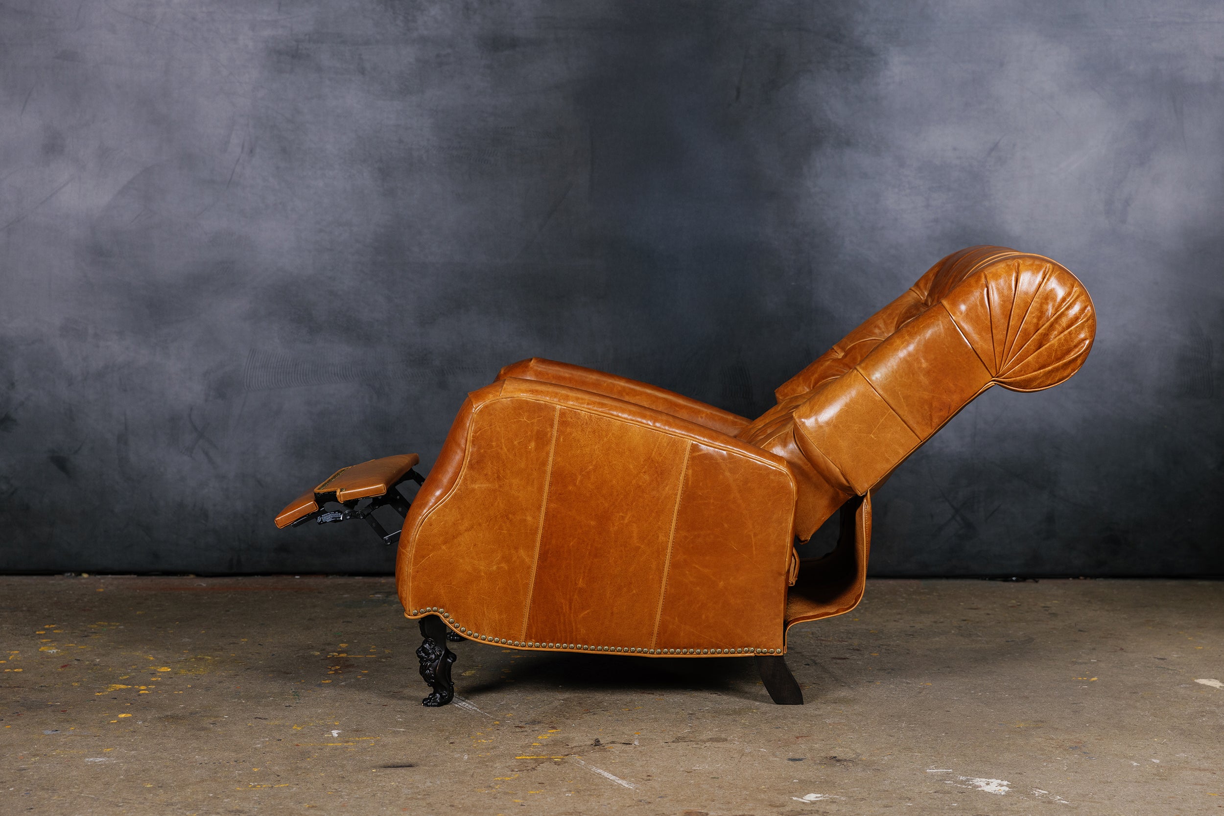 Fauteuil inclinable en cuir Lord Ironwood 