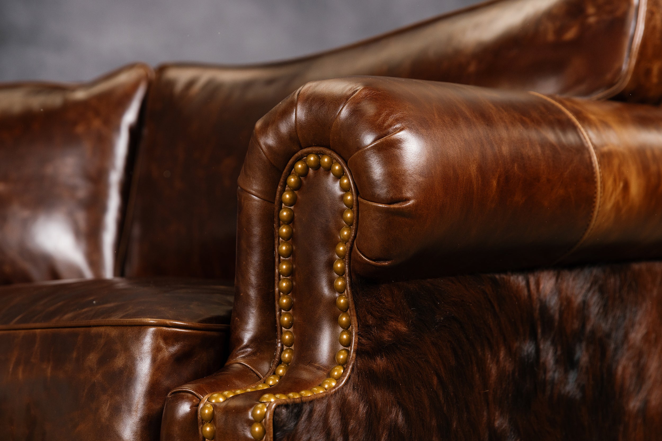 THE FRONTIER LEATHER SOFA