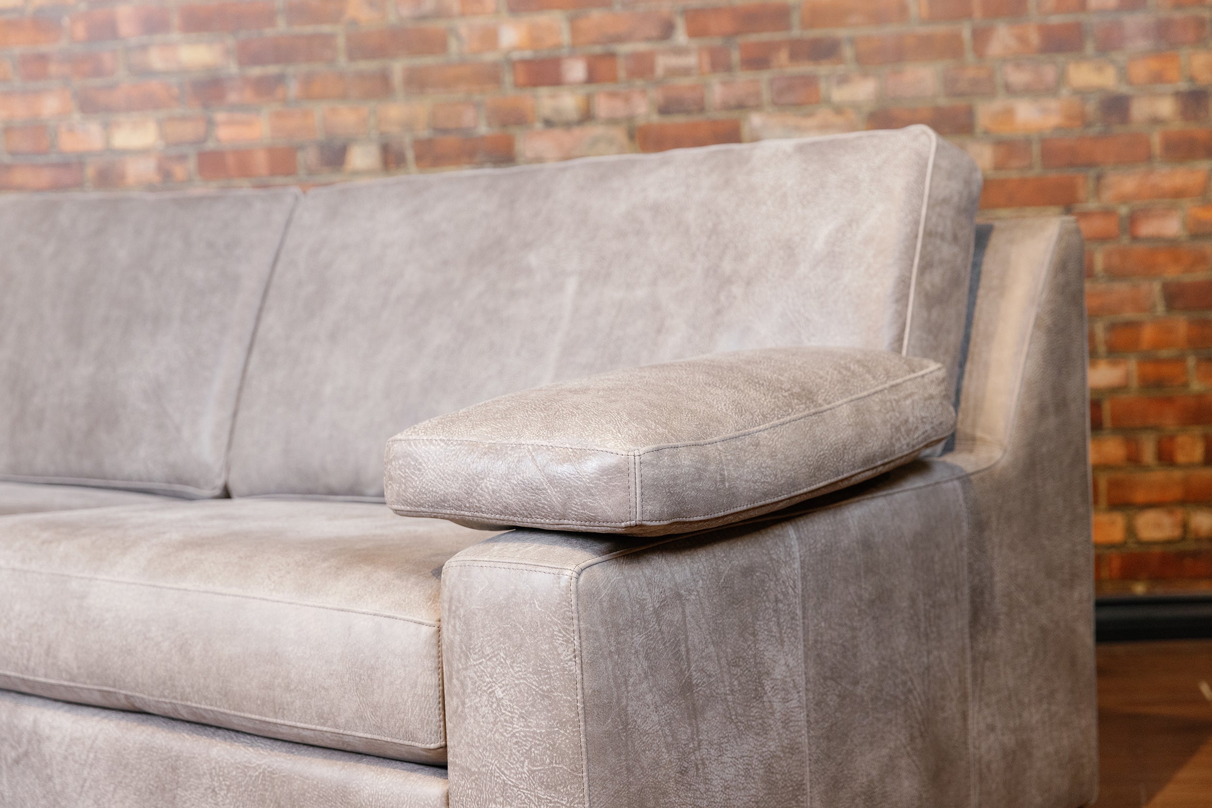TRIBESMAN LEATHER SOFA FLOOR MODEL