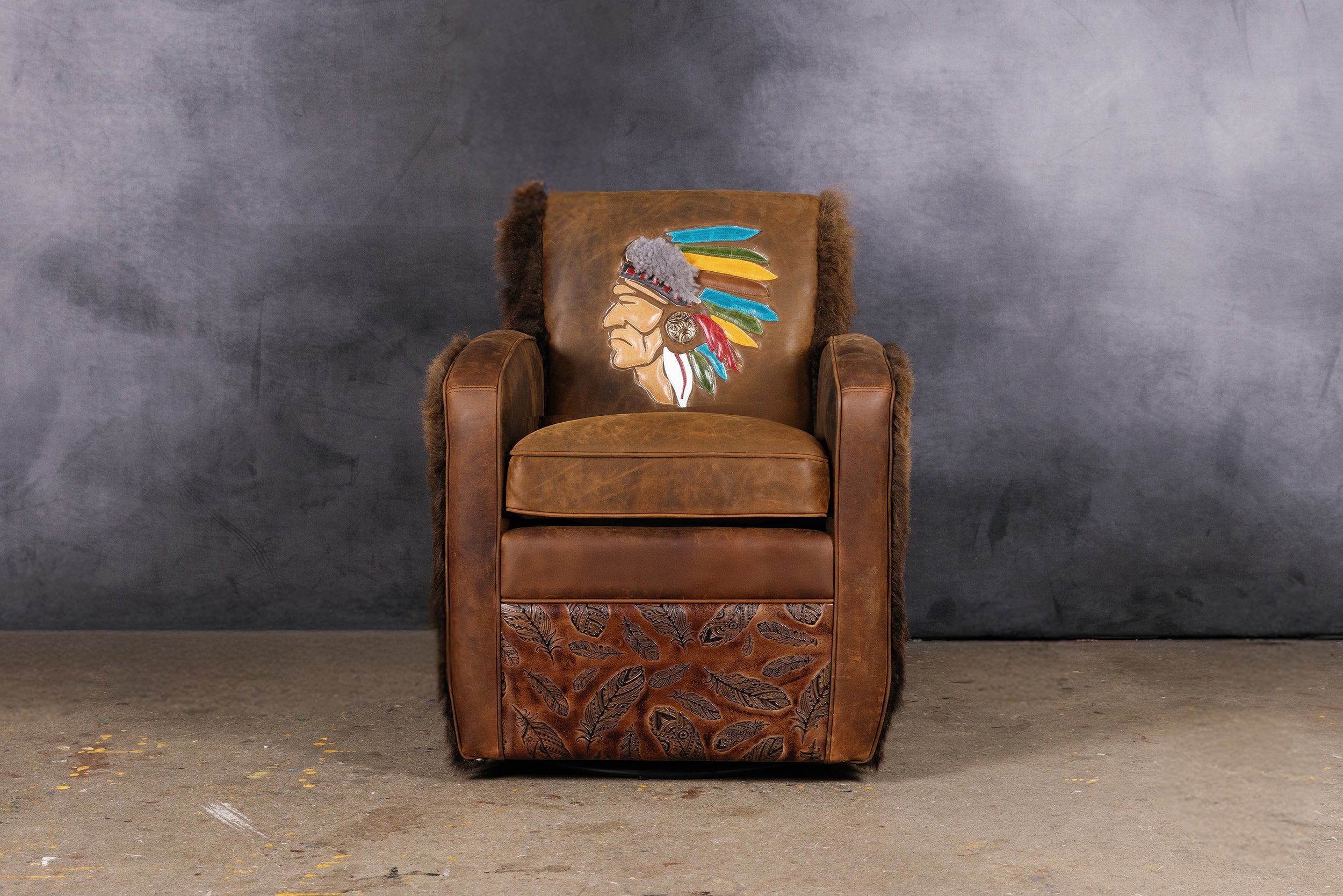 APACHE LEATHER CHAIR