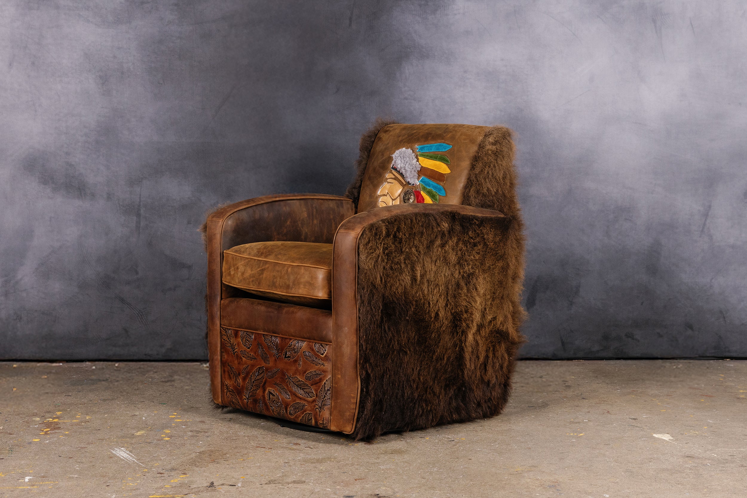 APACHE LEATHER CHAIR