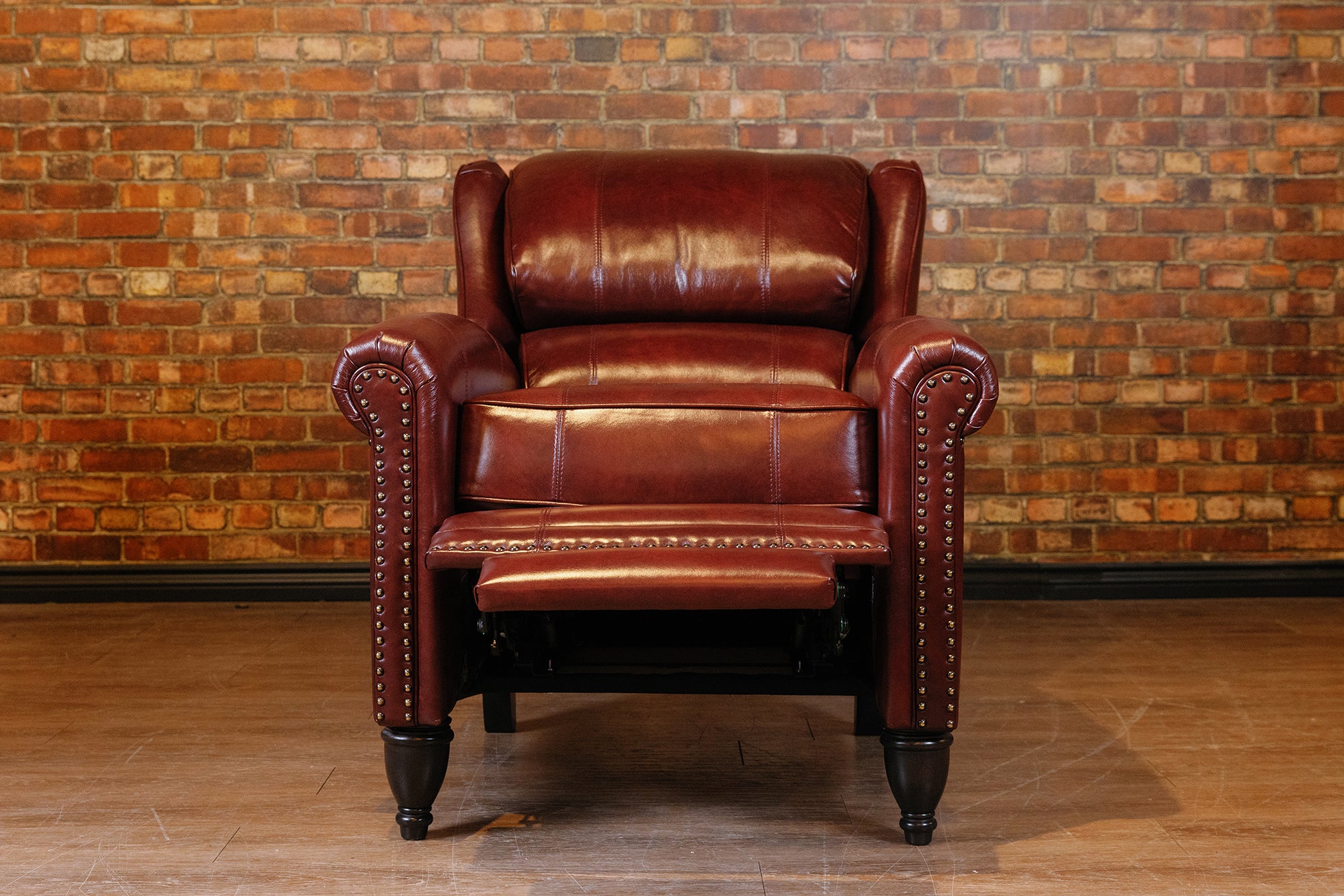 JAMIESON WINGBACK RECLINER FLOOR MODEL oxblood