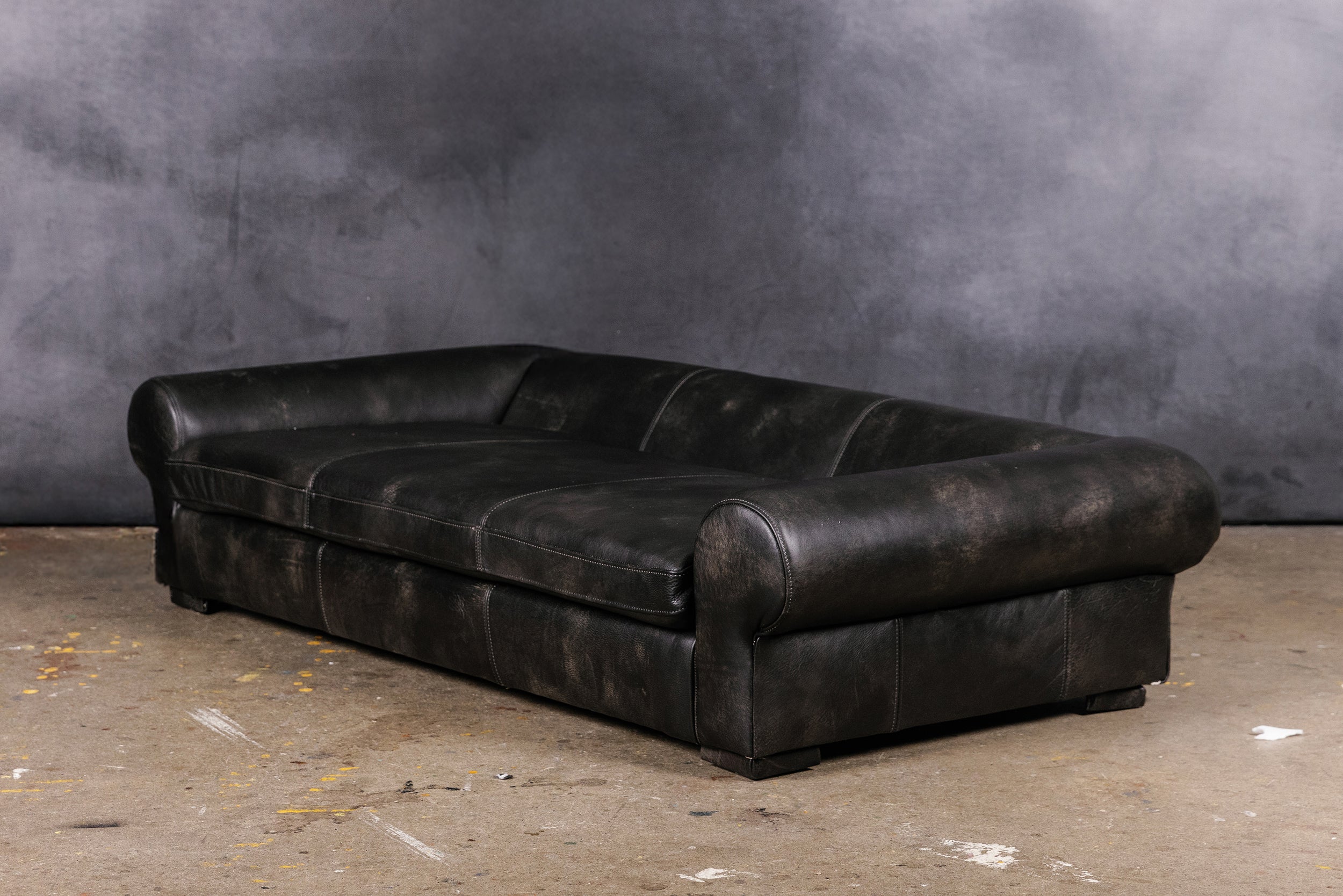 THE DUKE DOG LOUNGER XL