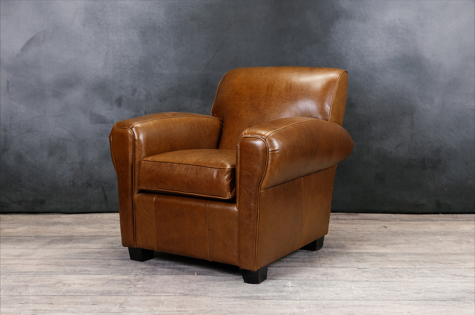 BACHELOR LEATHER CHAIR