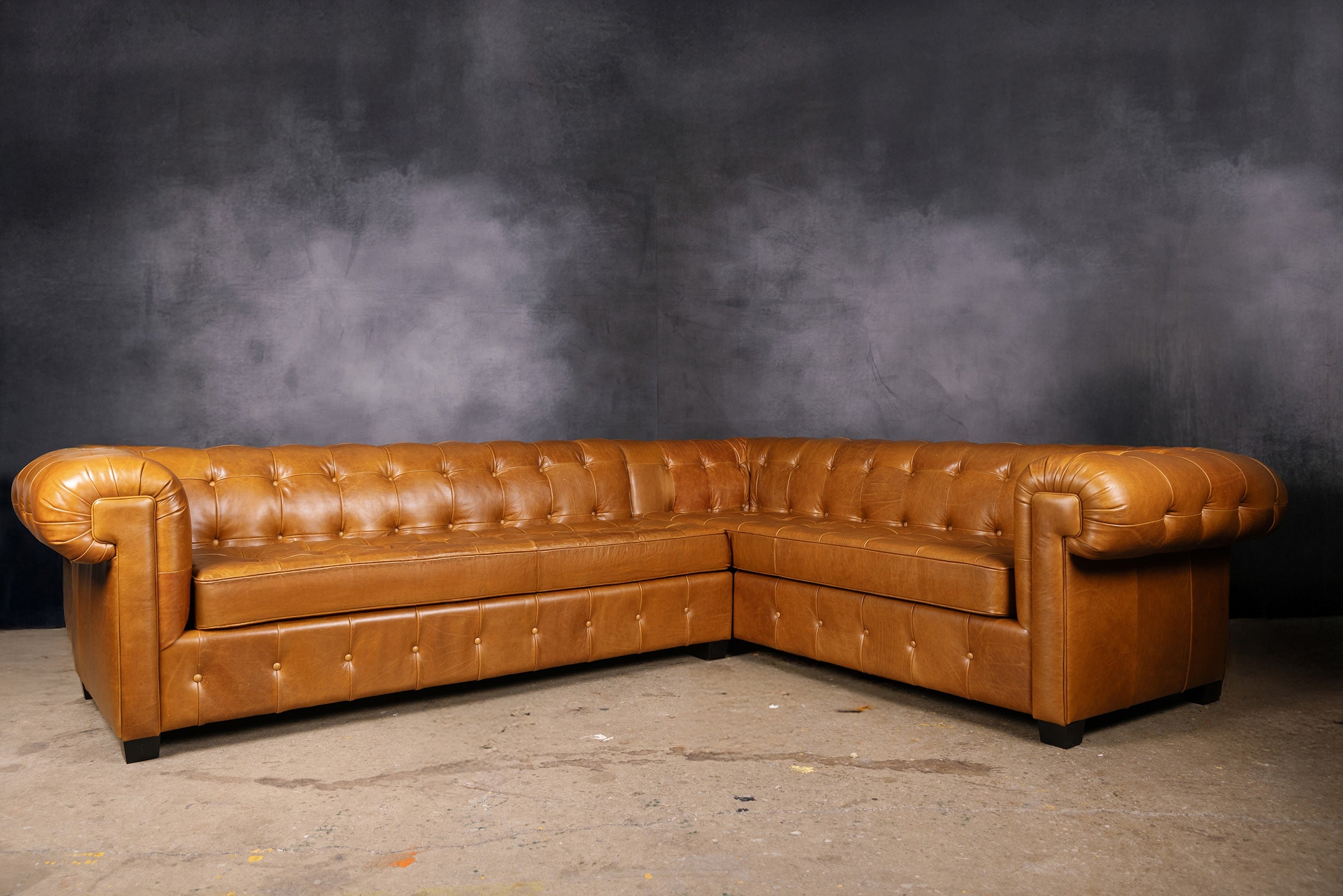 OXFORD GRAND LEATHER SECTIONAL LHF