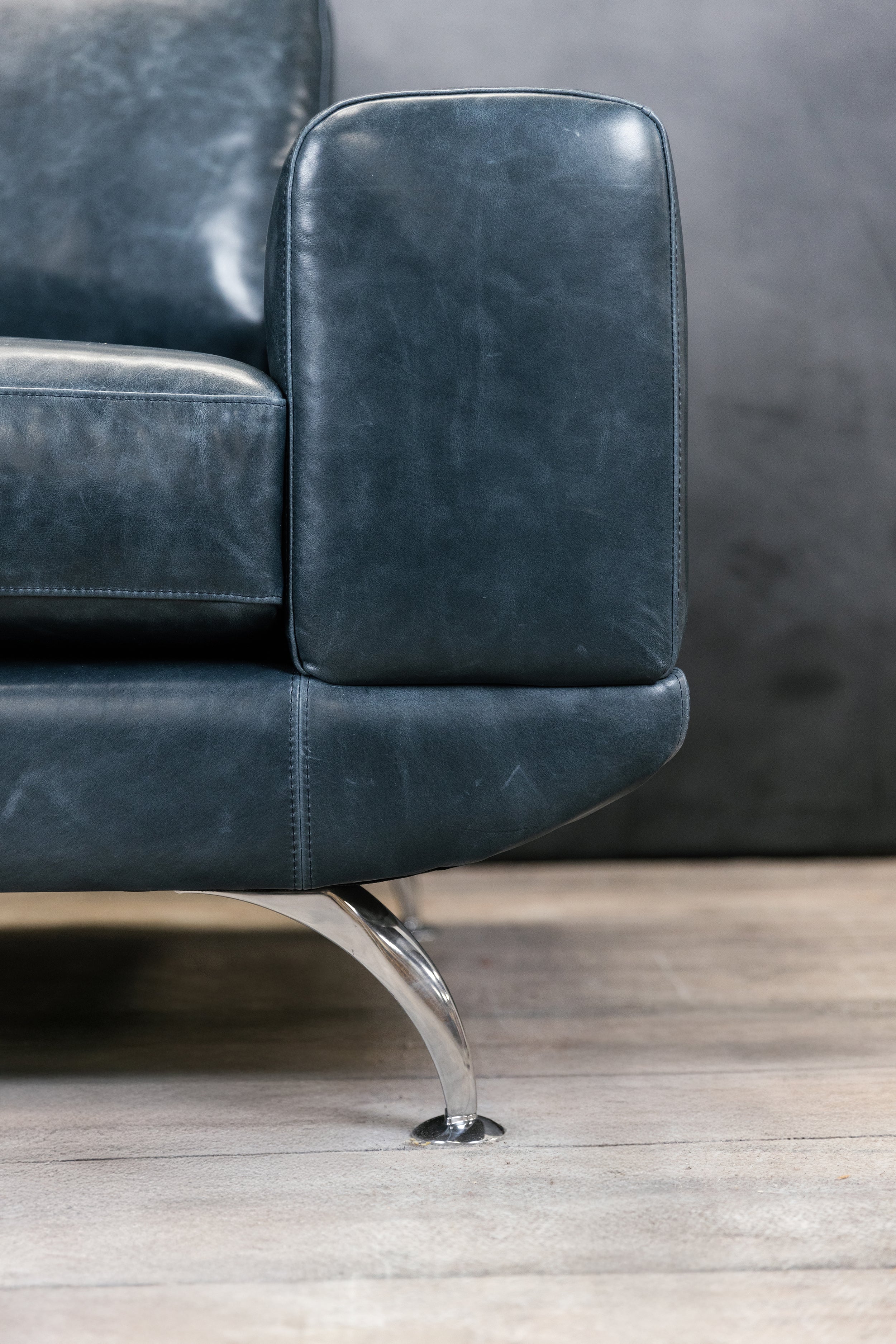 TURIN LEATHER SOFA