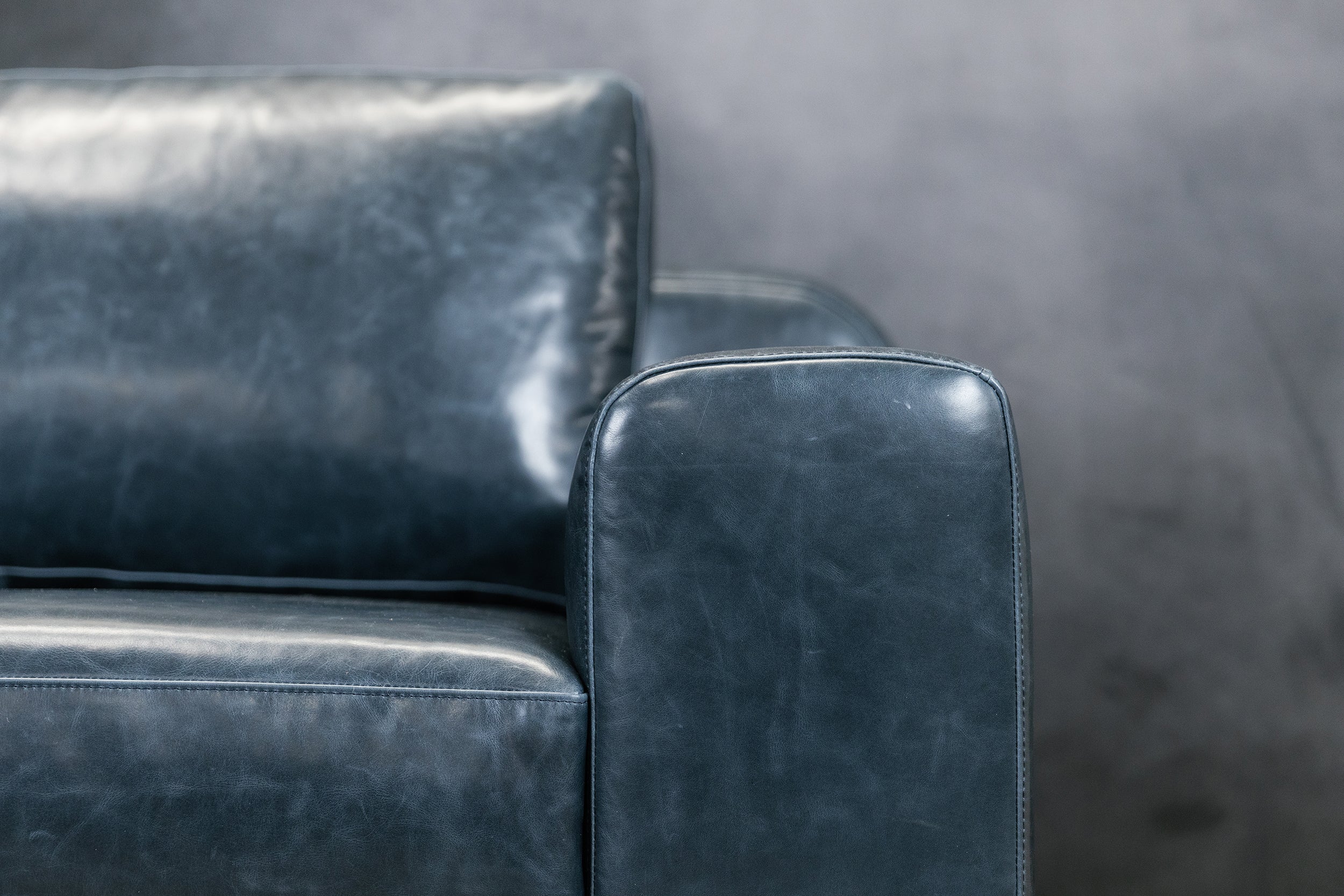 TURIN LEATHER SOFA
