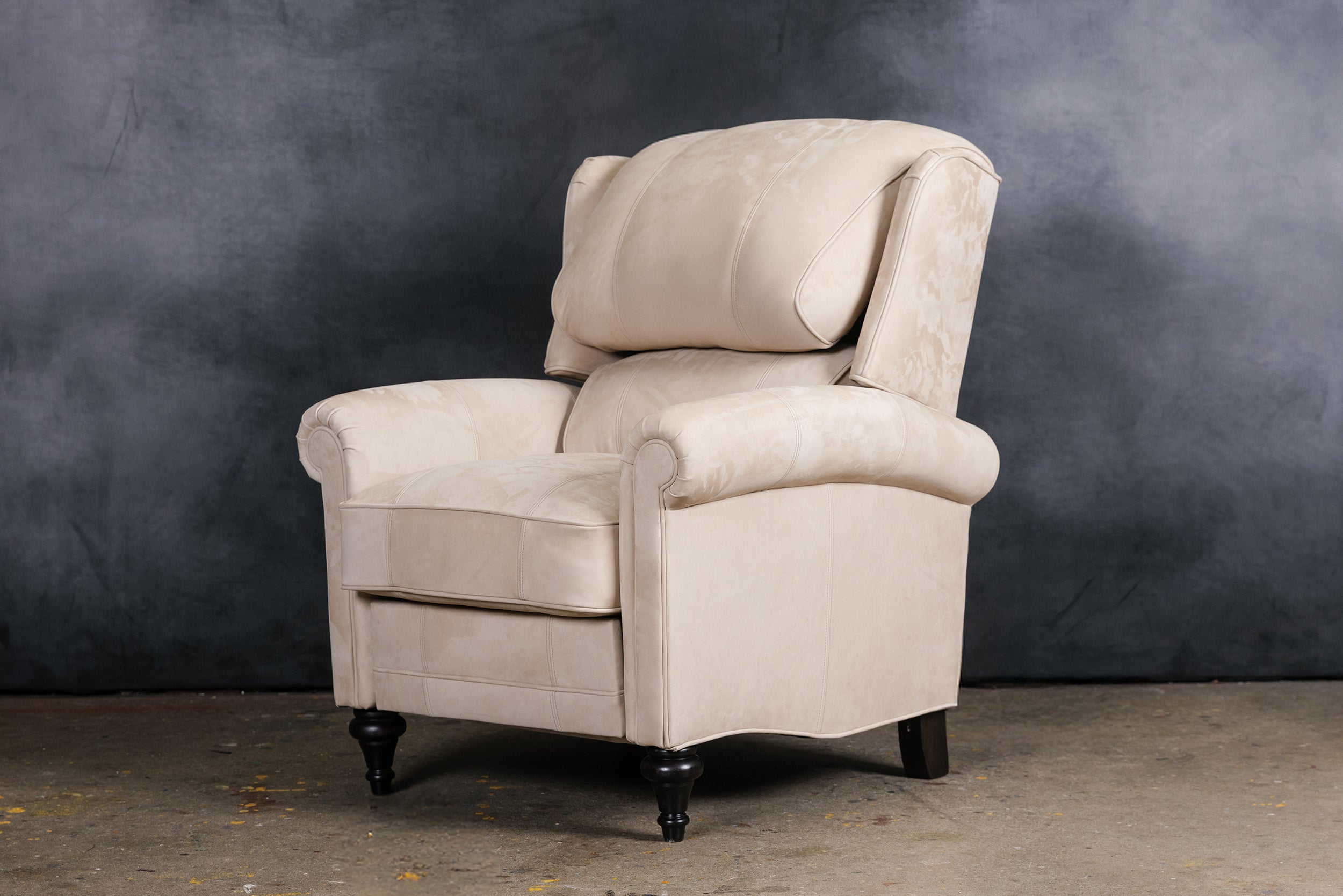 FAUTEUIL INCLINABLE JAMISON À OREILLES