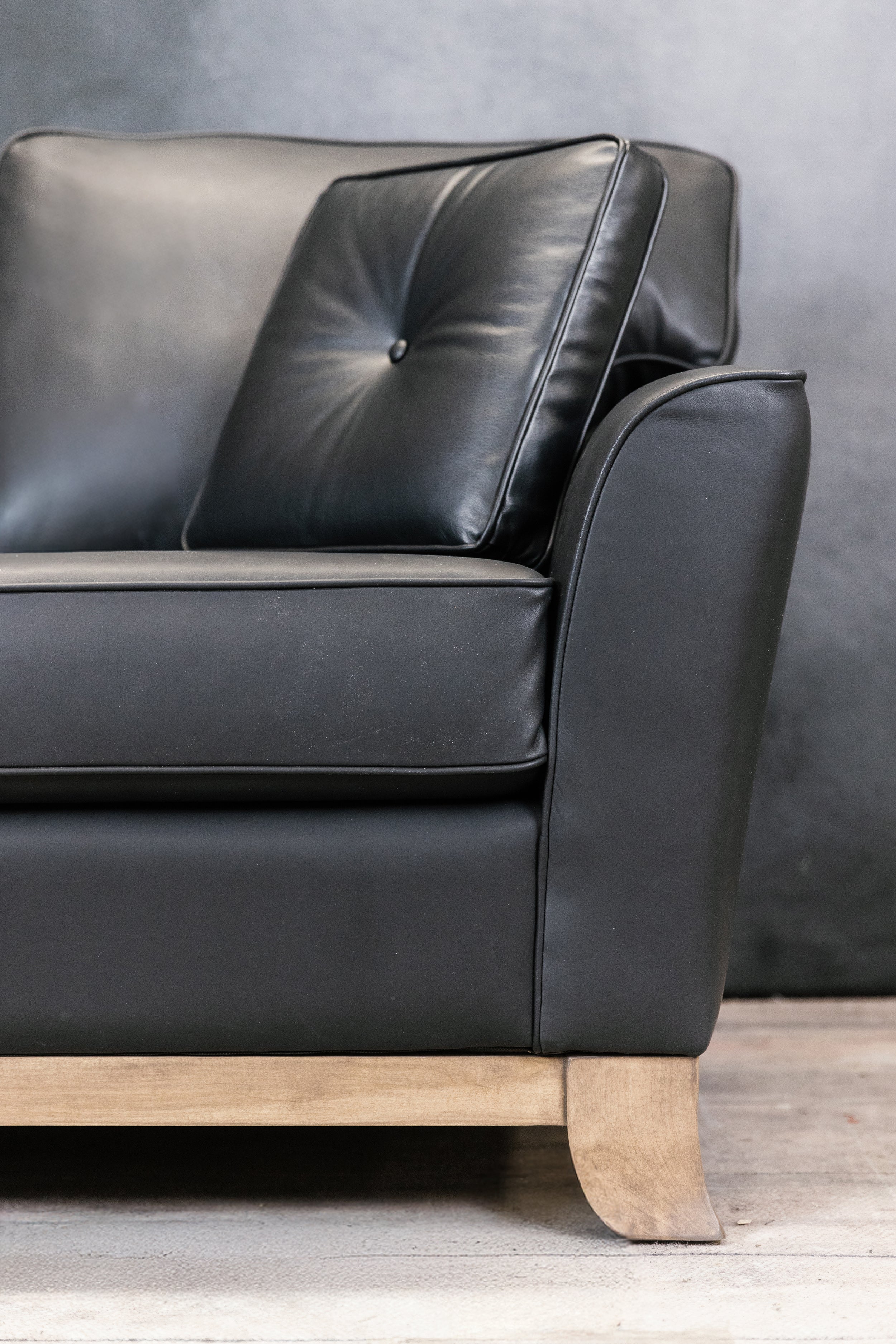 PARIS LEATHER SOFA DELUXE