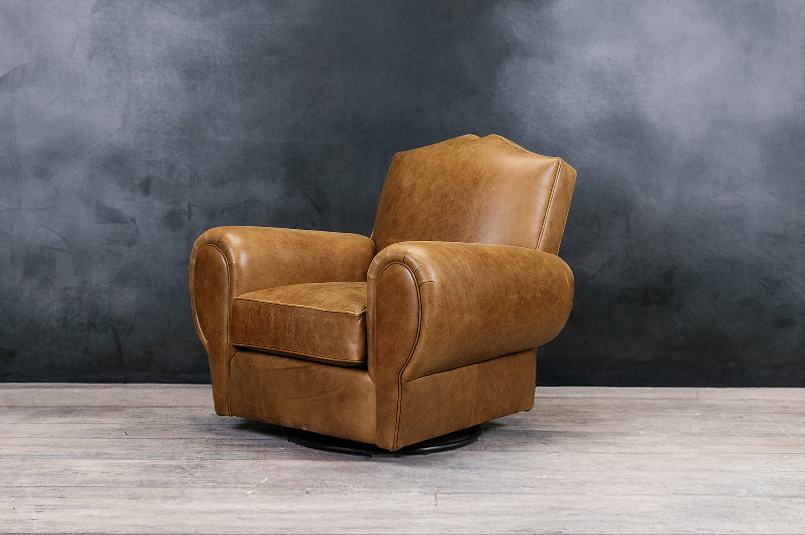 MOUSTACHE LEATHER CIGAR SWIVEL CHAIR