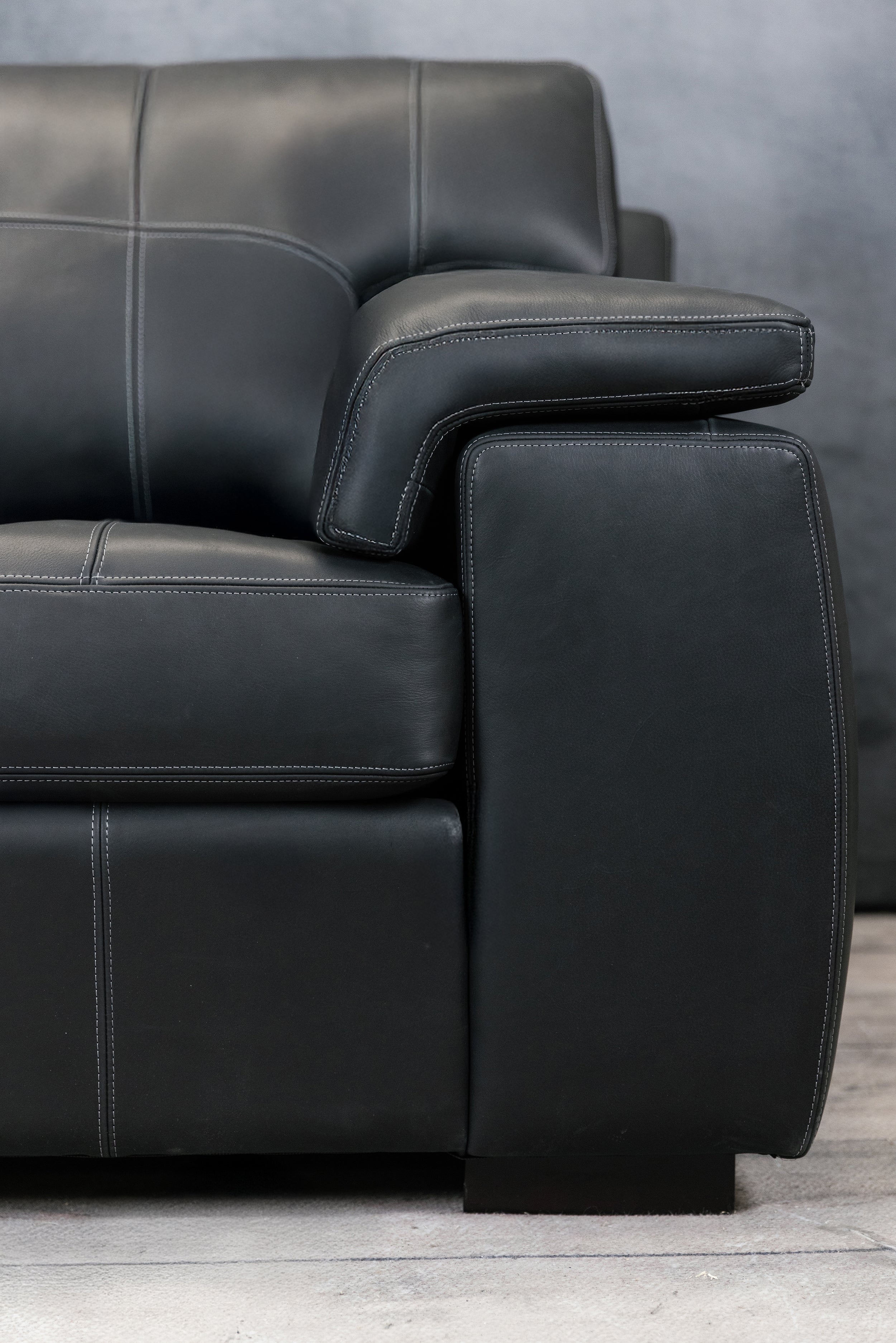 PANAMA LEATHER SOFA