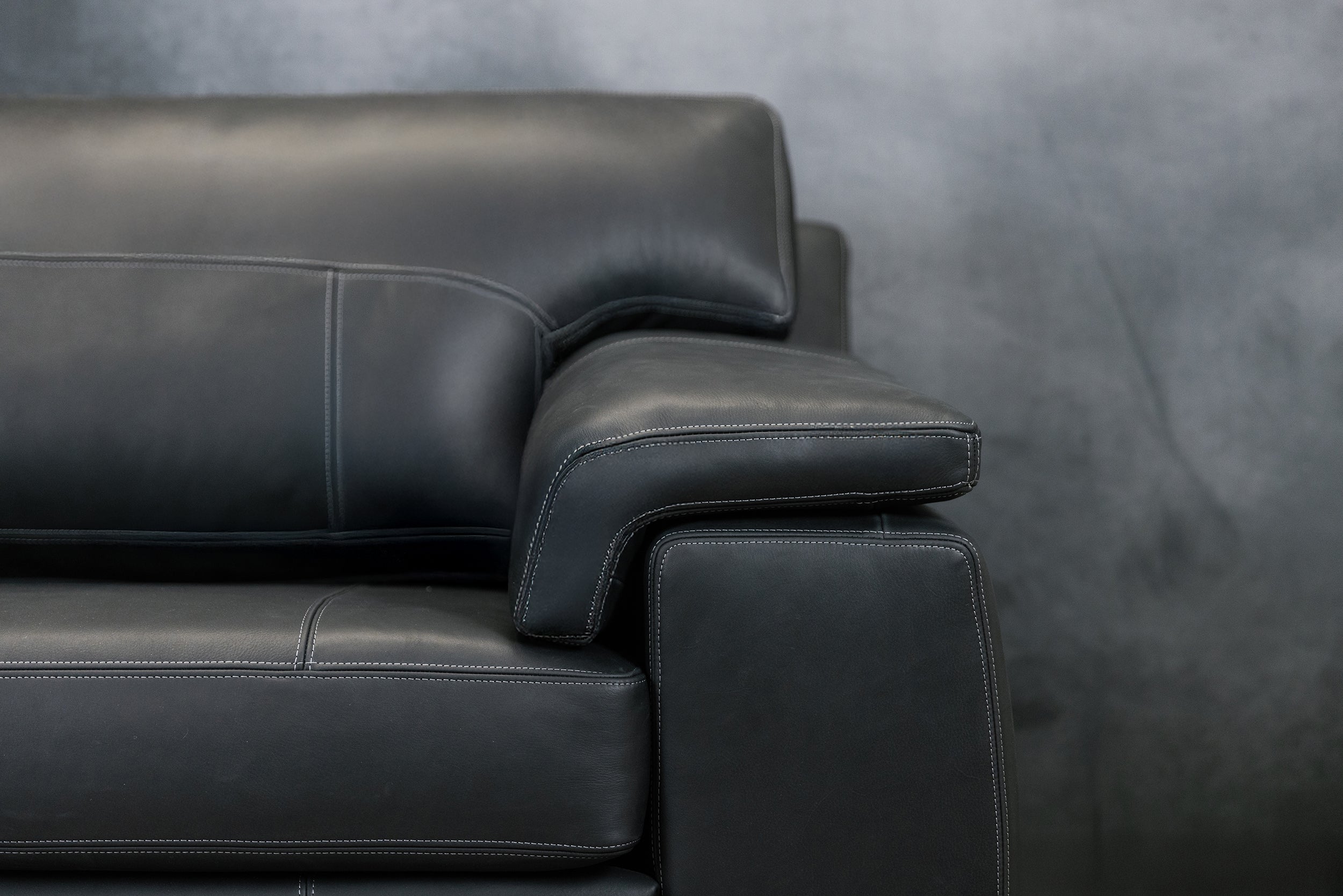 PANAMA LEATHER SOFA