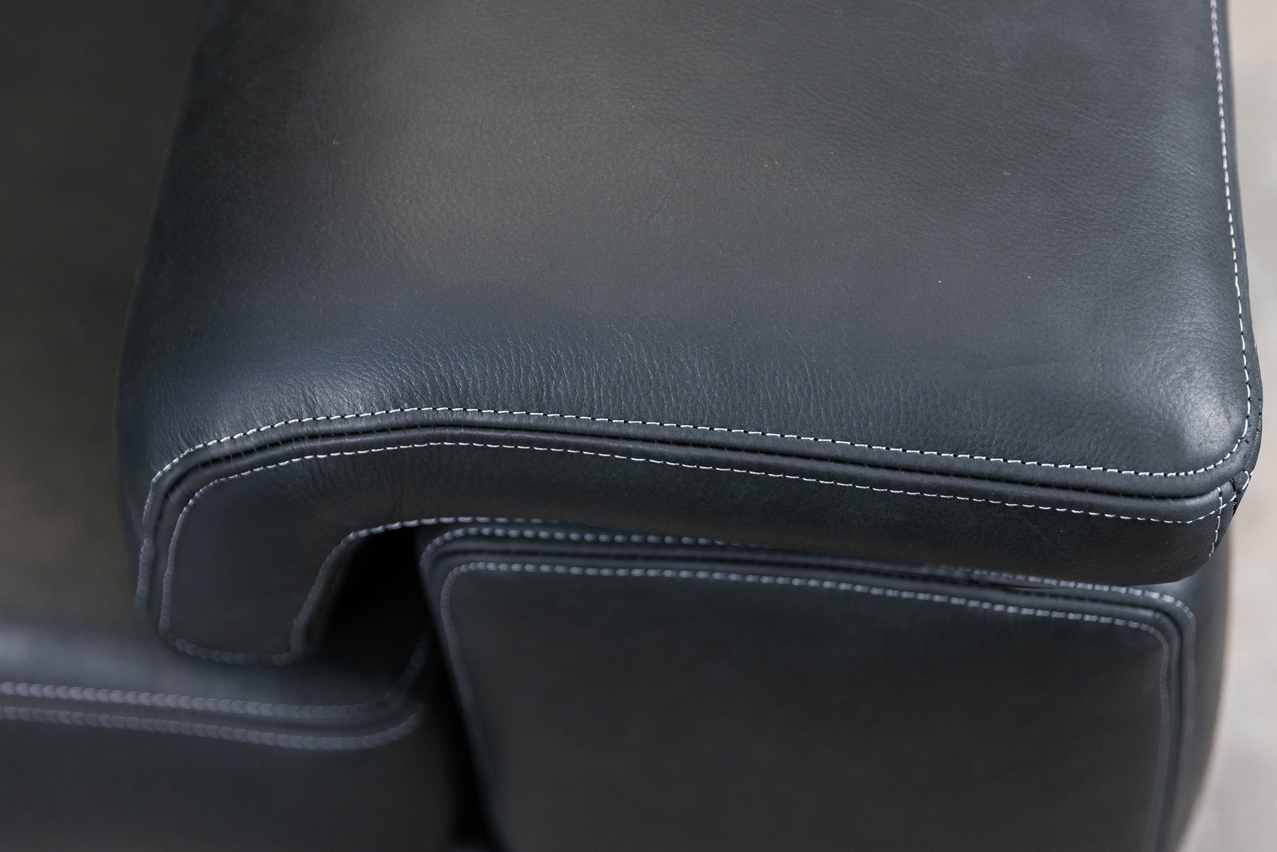PANAMA LEATHER SOFA