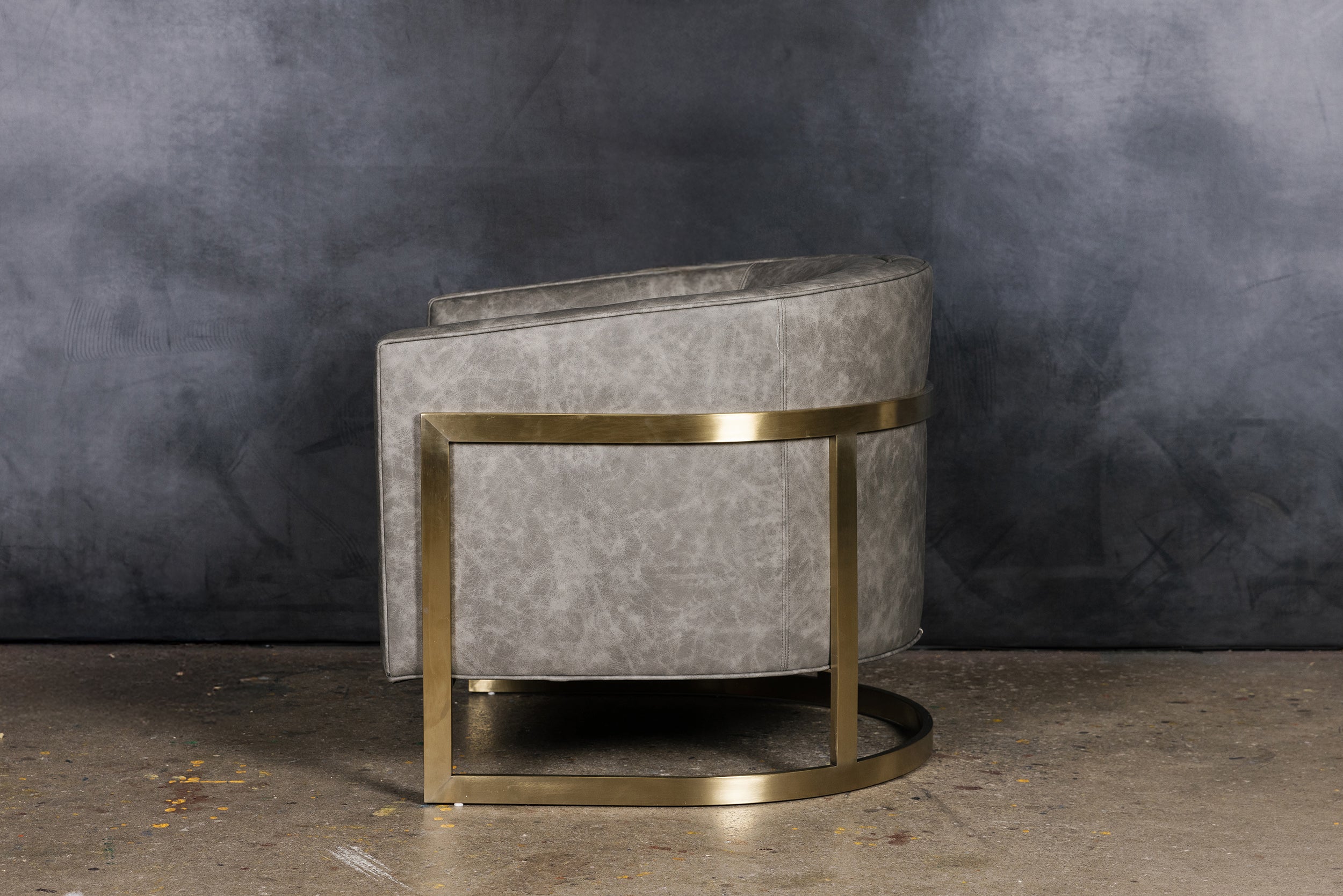 FAUTEUIL EN CUIR AUDREY