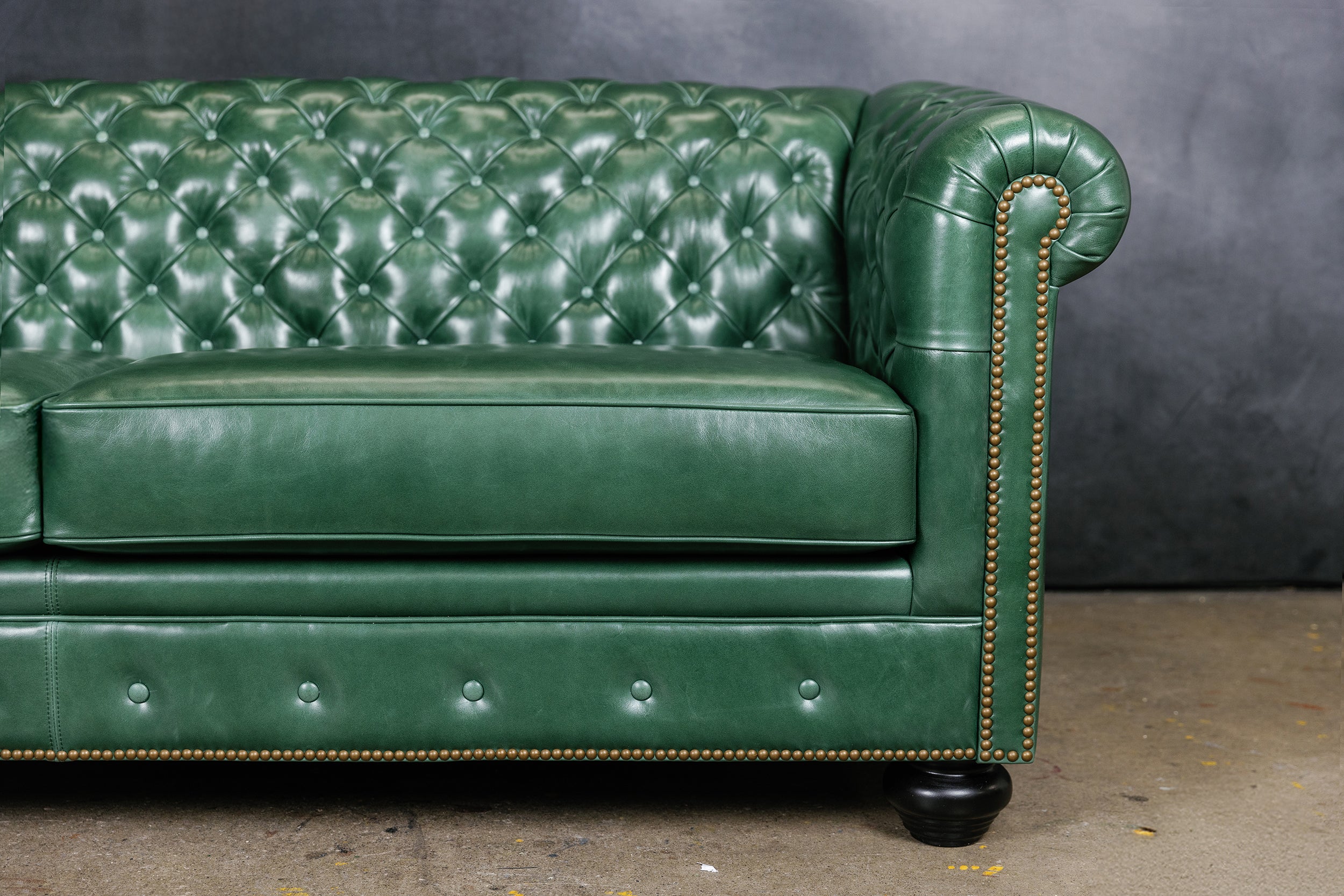 CANAPÉ DEUX PLACES EN CUIR OXFORD