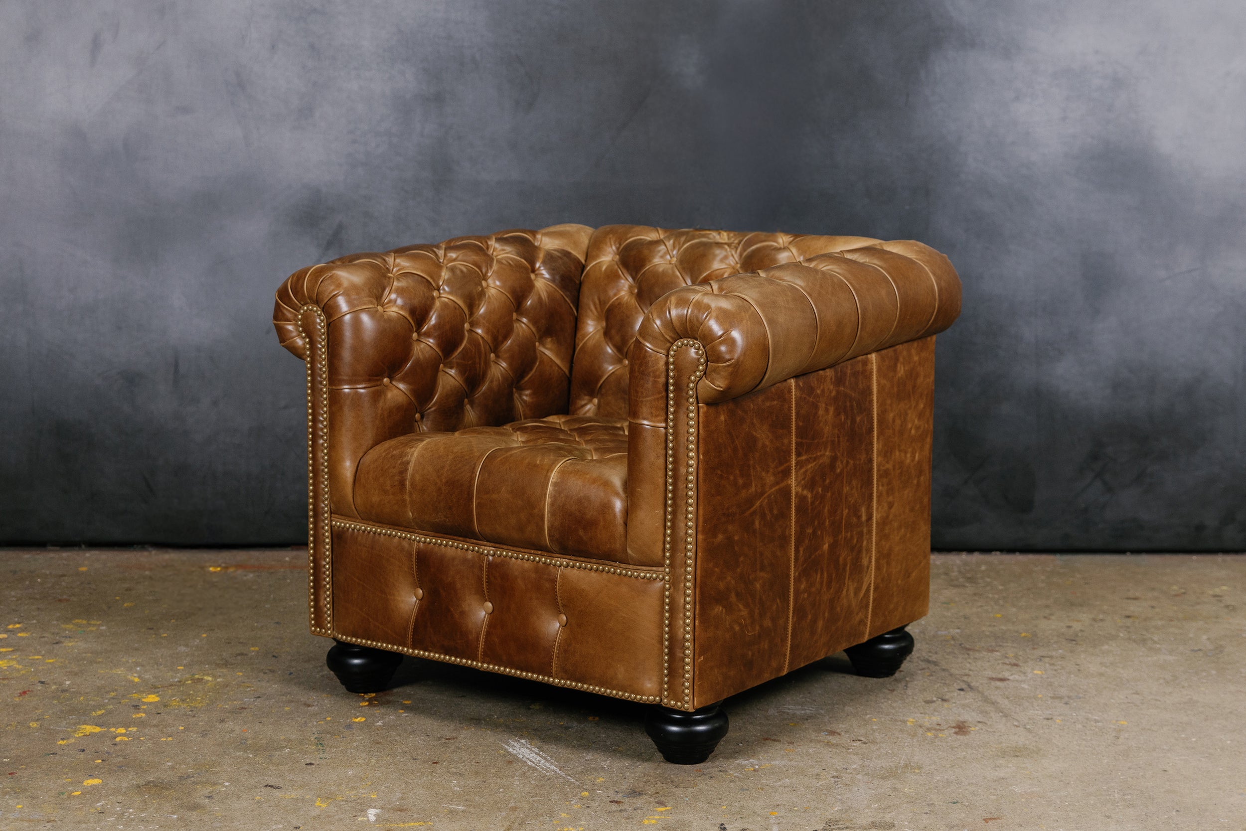 TIMOTHY LEATHER CHAIR