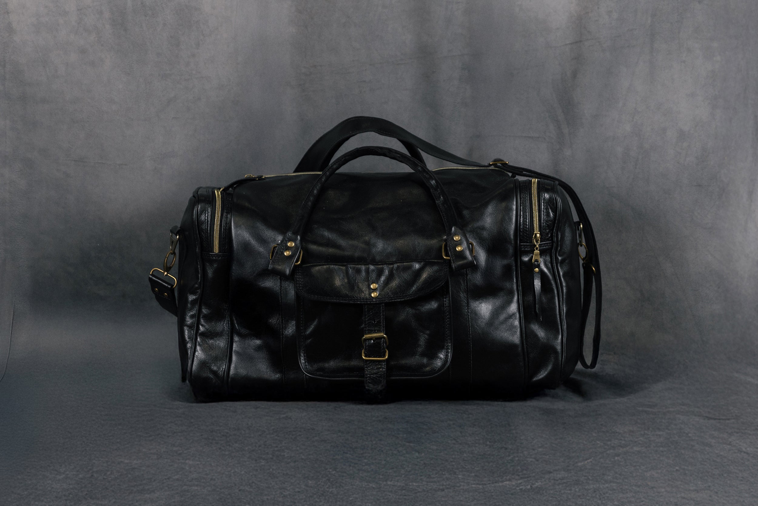 TRAVELLER LEATHER DUFFELBAG NOIR