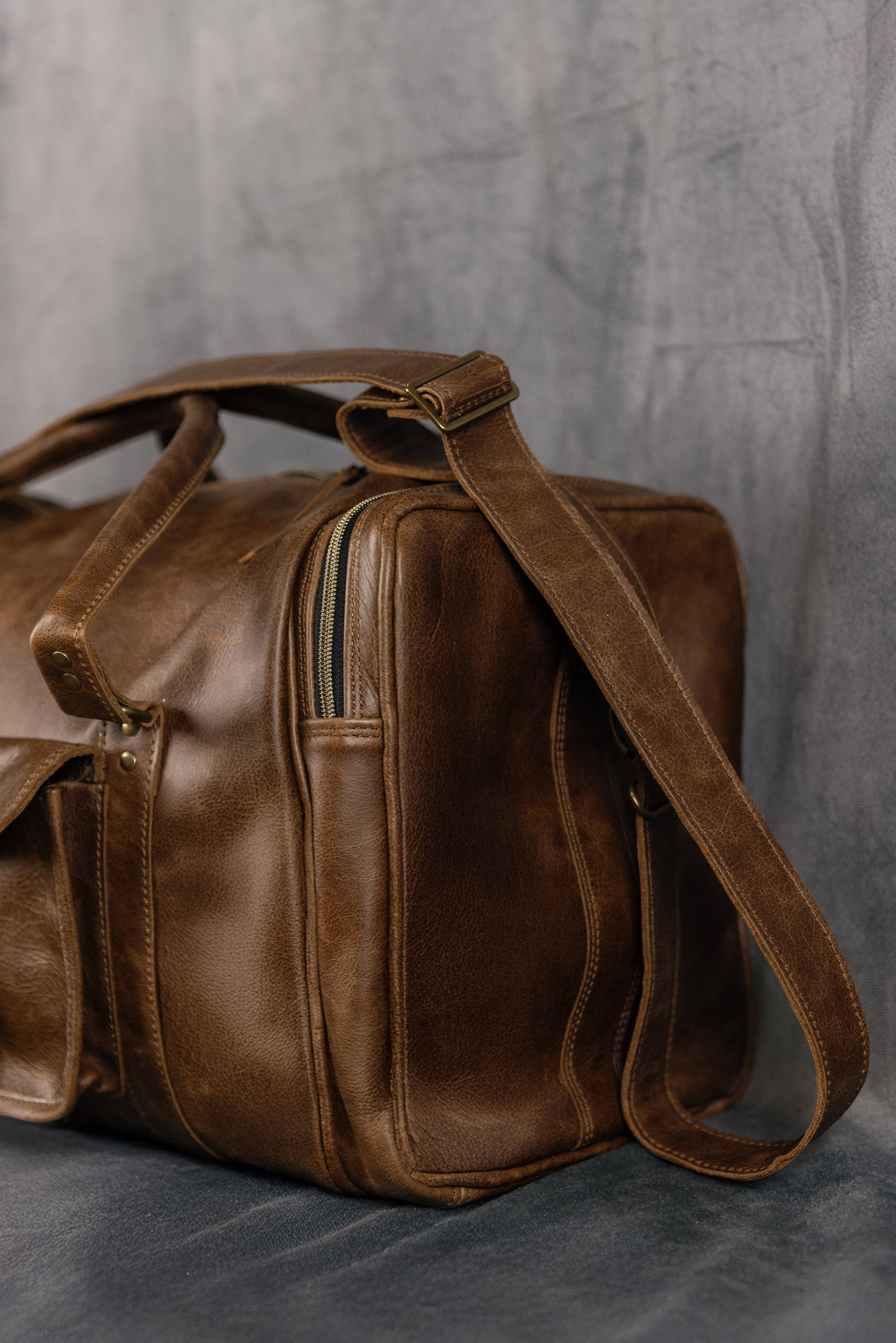 TRAVELLER LEATHER DUFFELBAG BROWN