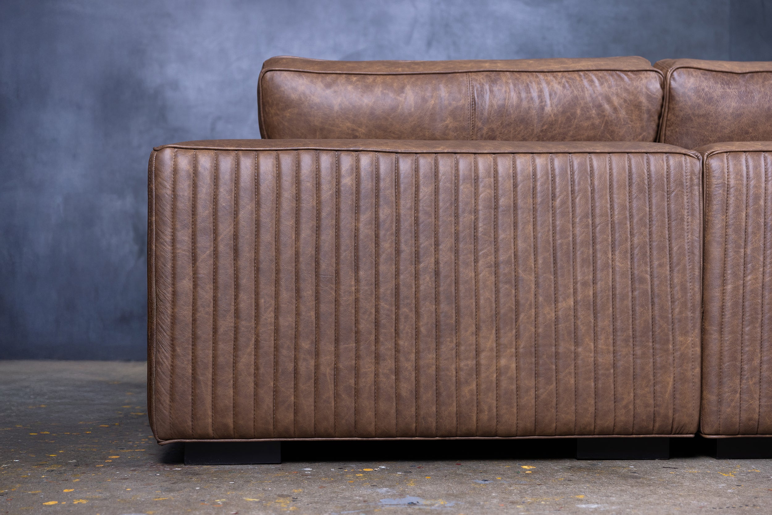 MADDEX DELUXE U SHAPE CHAISE