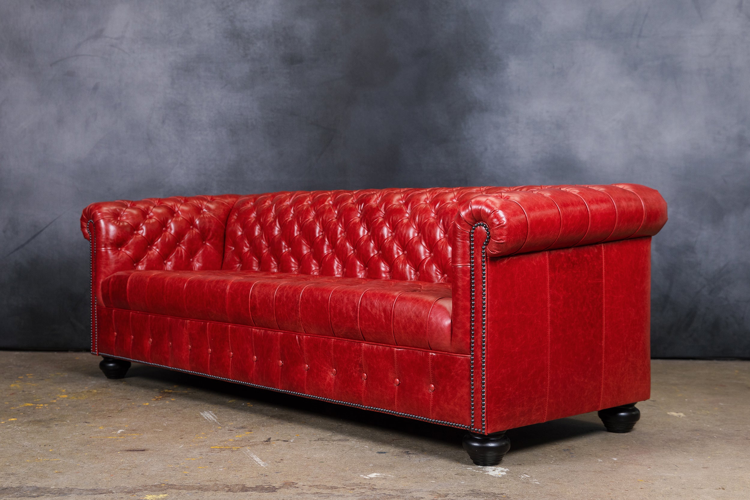 WALL STREET LEATHER SOFA