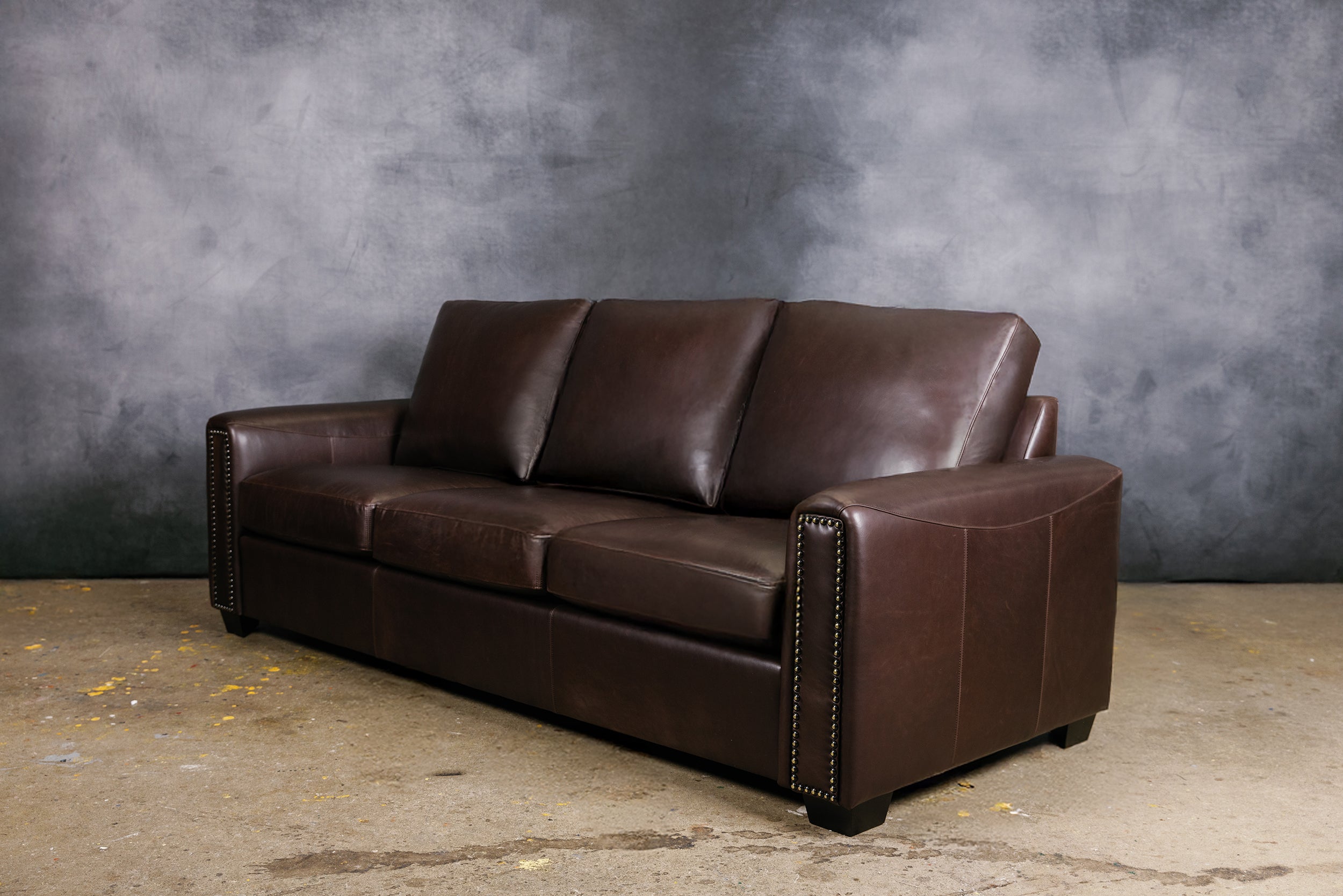 IOWA LEATHER SOFA
