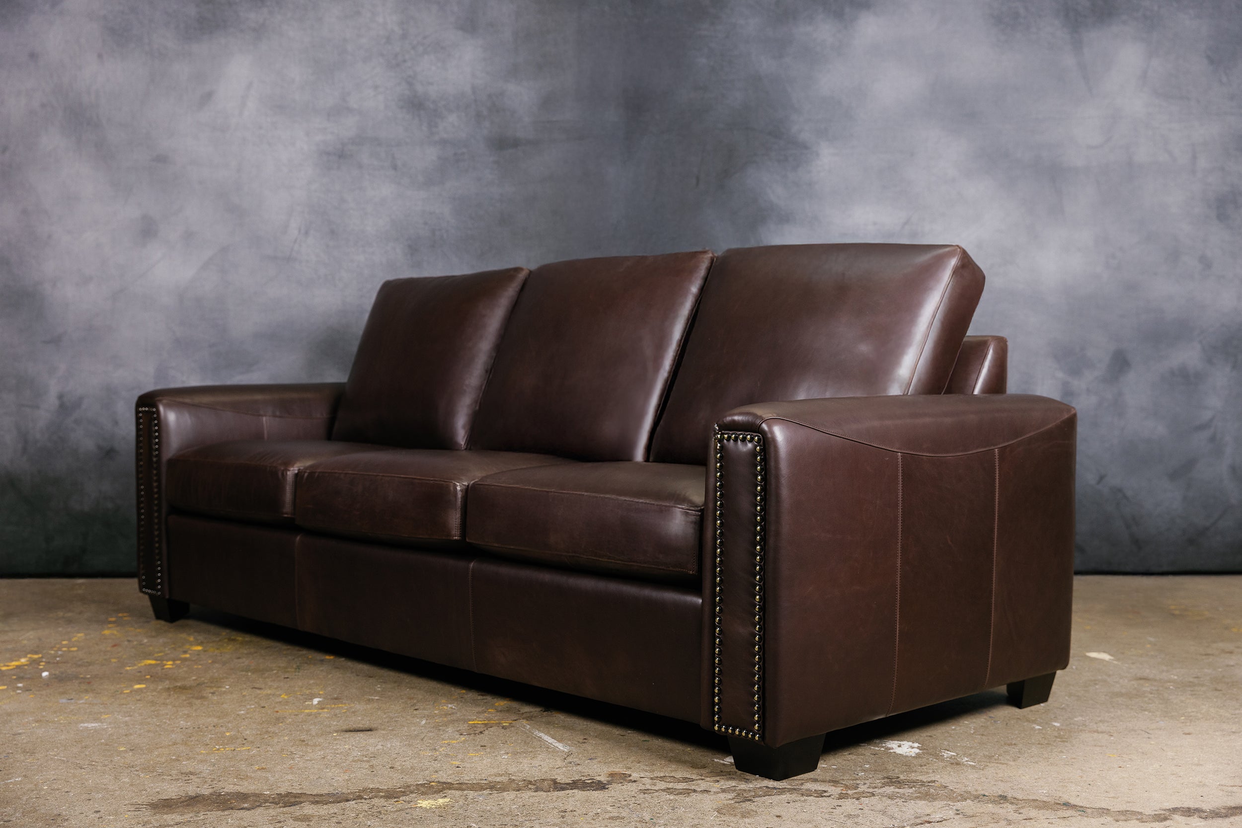 IOWA LEATHER SOFA