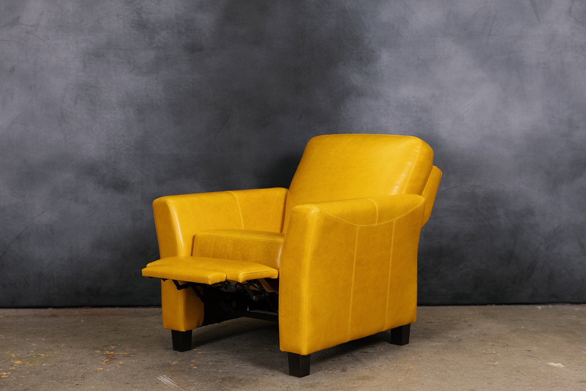 Lisbon Leather Recliner chair