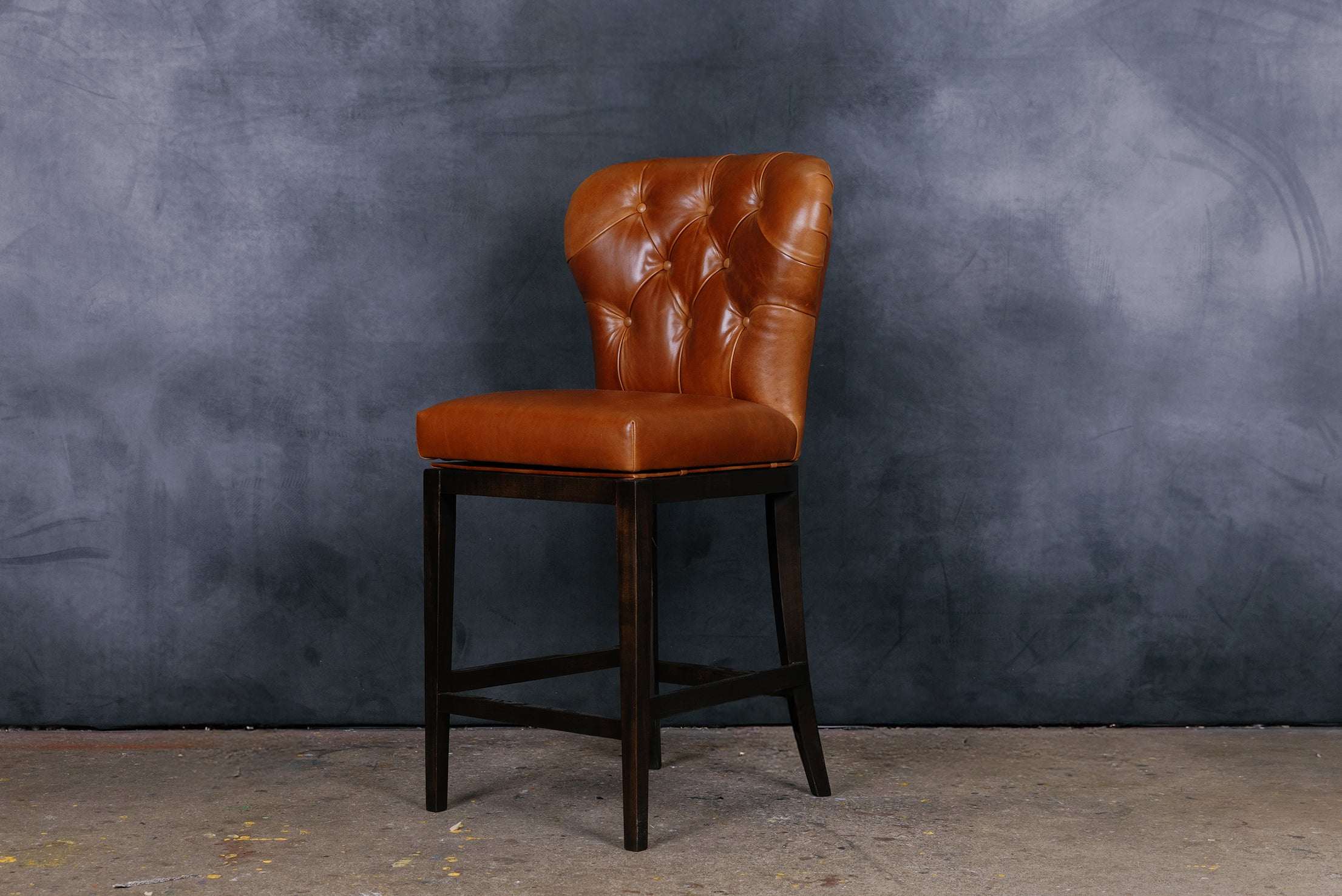 Tabouret de bar géorgien