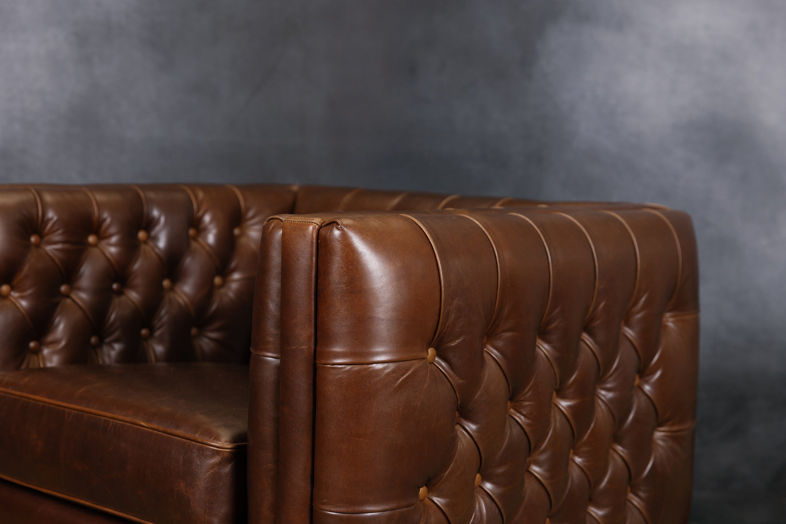 RENAISSANCE LEATHER CHAIR