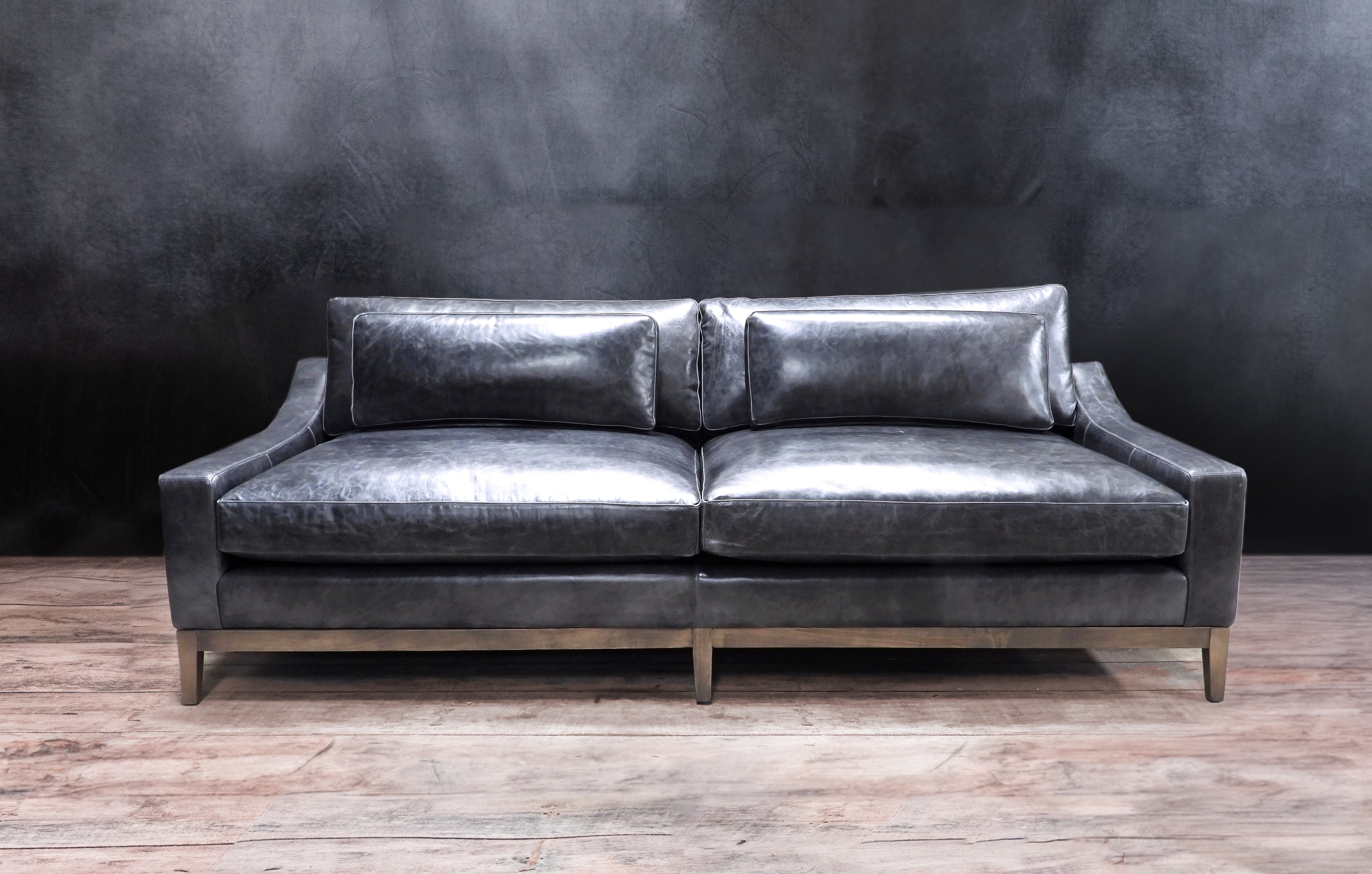 ITALIA SLOPE MODERN LEATHER SOFA