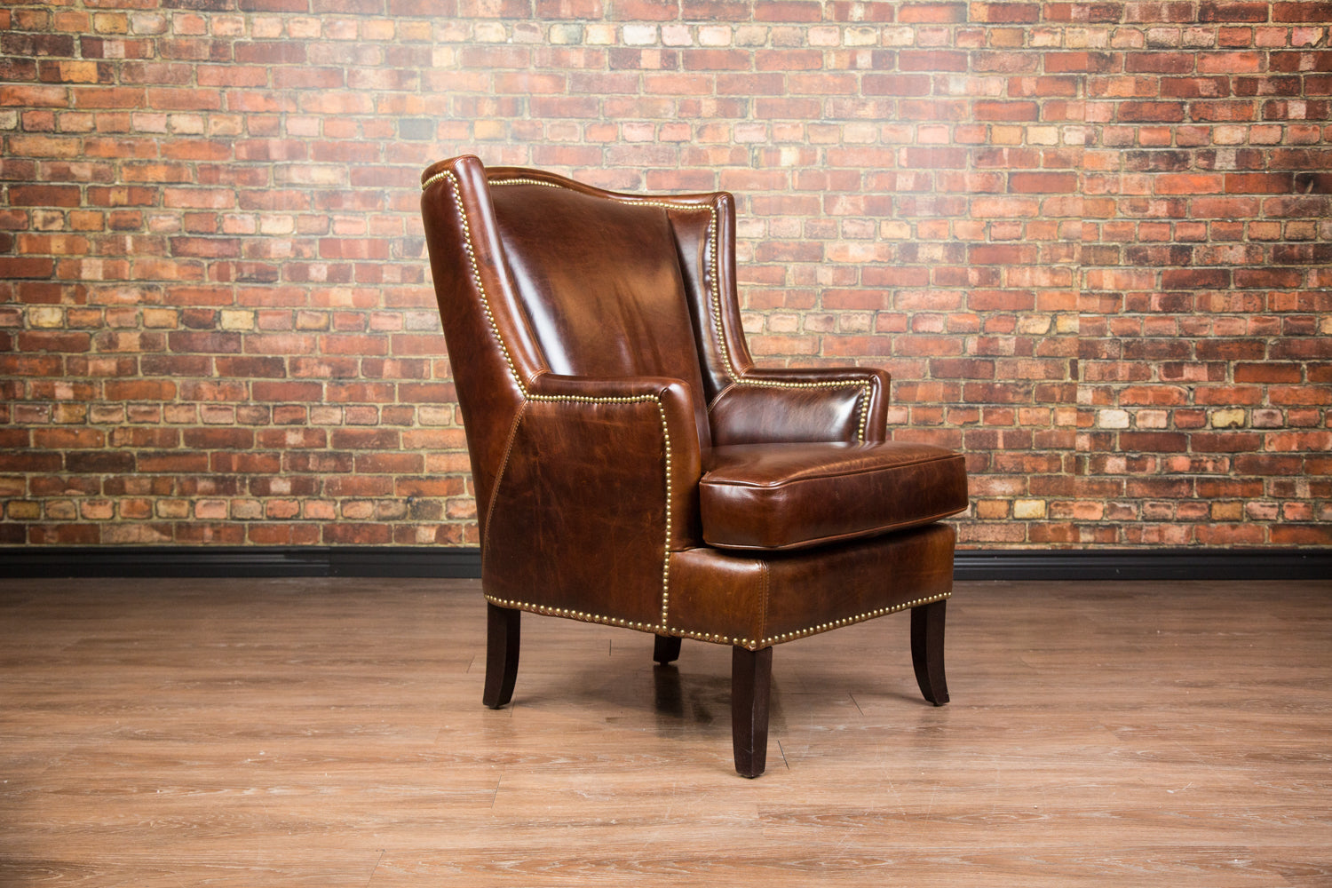 THE MANOR LEATHER CHAIR
