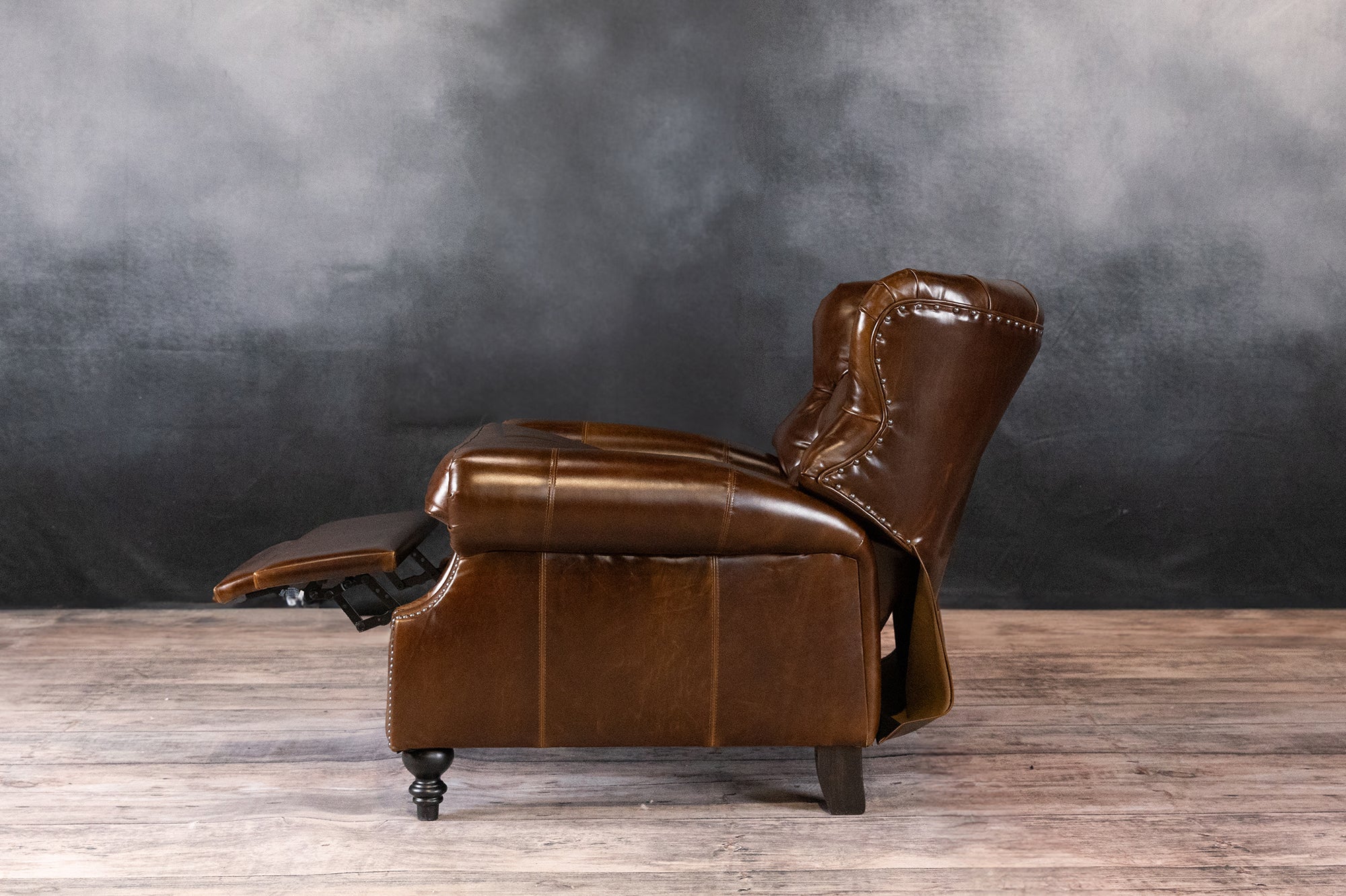 ROYAL CHAMBERLAIN RECLINER CHAIR