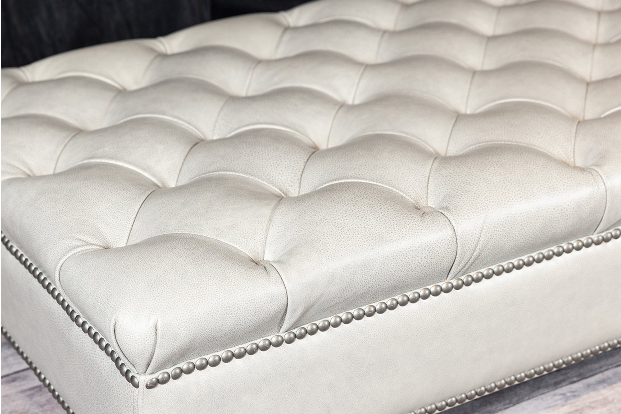 ROYAL TUFTED COFFEE TABLE OTTOMAN