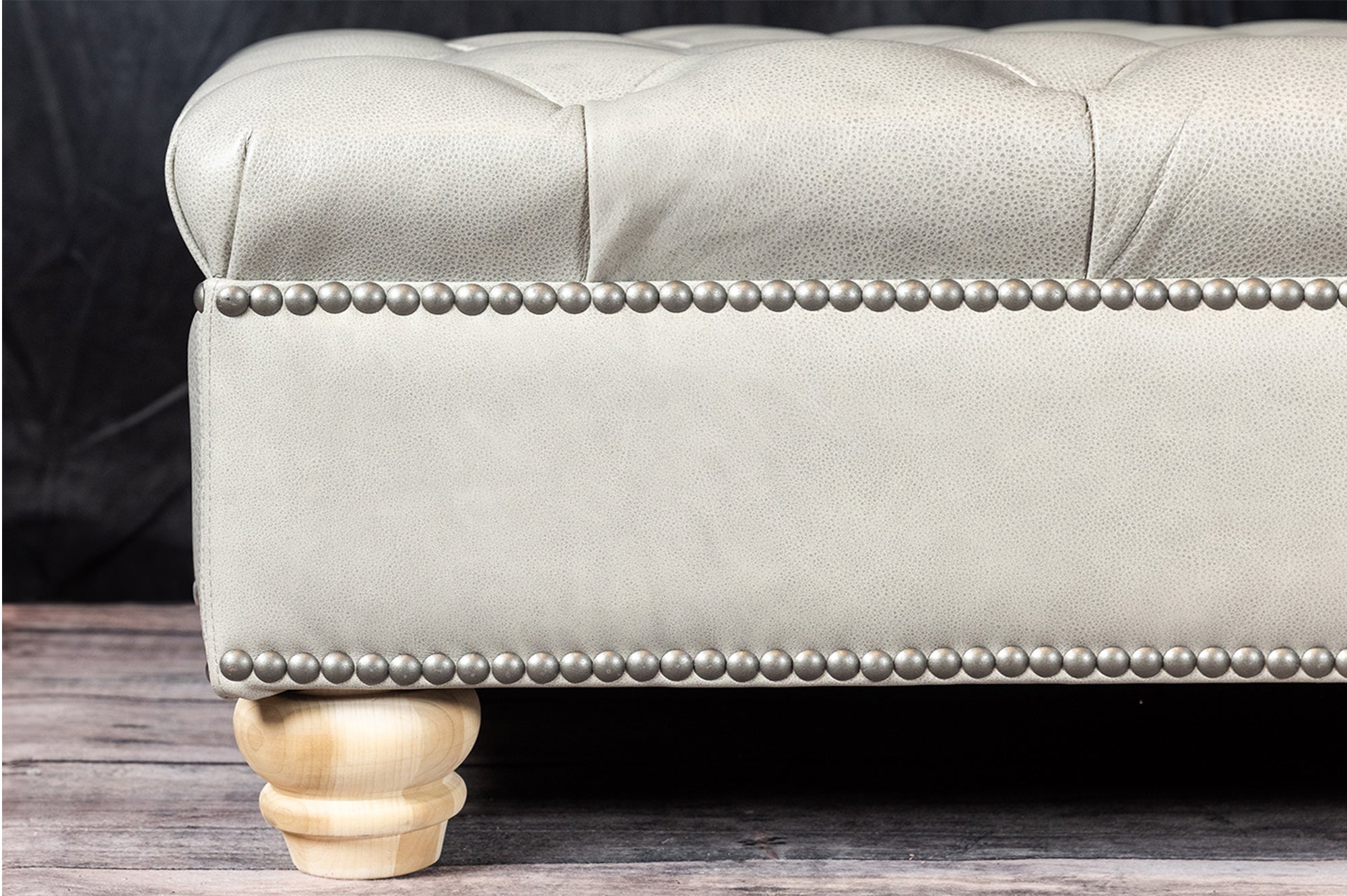 ROYAL TUFTED COFFEE TABLE OTTOMAN